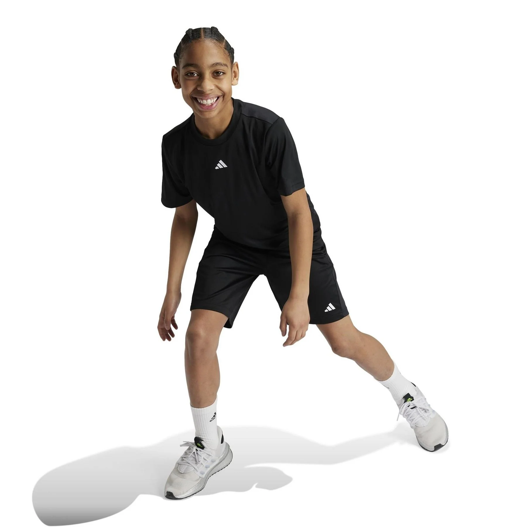 adidas Essentials Logo Juniors T-Shirt - Image 2