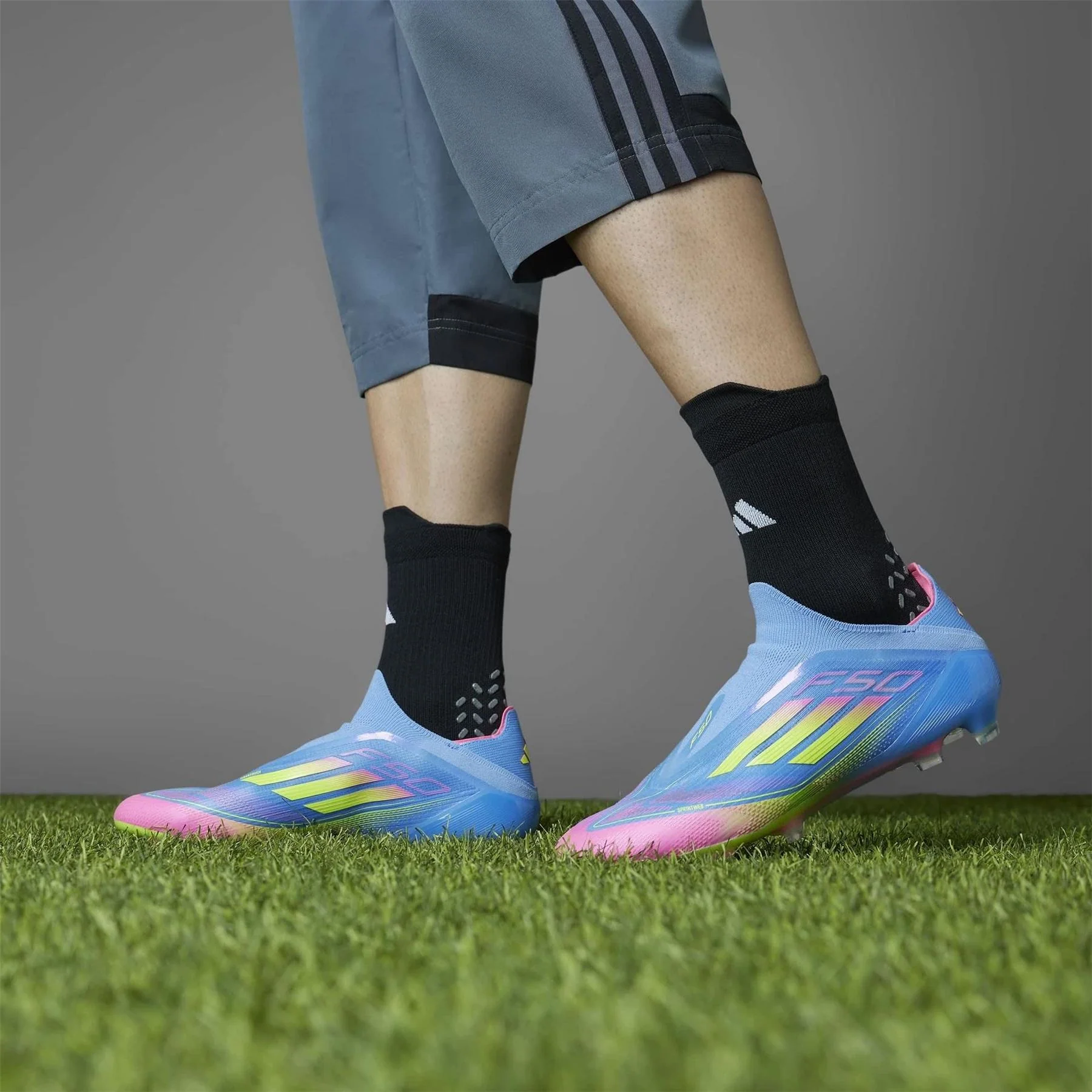 adidas F50 Elite Firm Ground Stripe Patterned Sneakers - Image 3