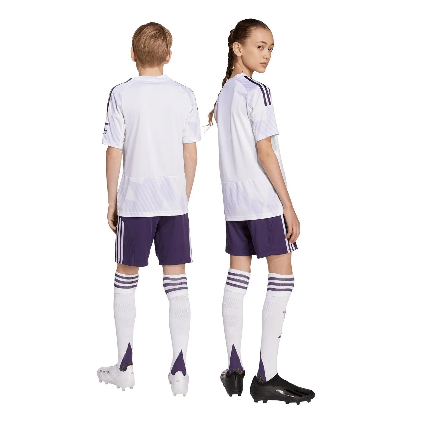 adidas Manchester United Away Shorts 2025 2026 Juniors - Image 3