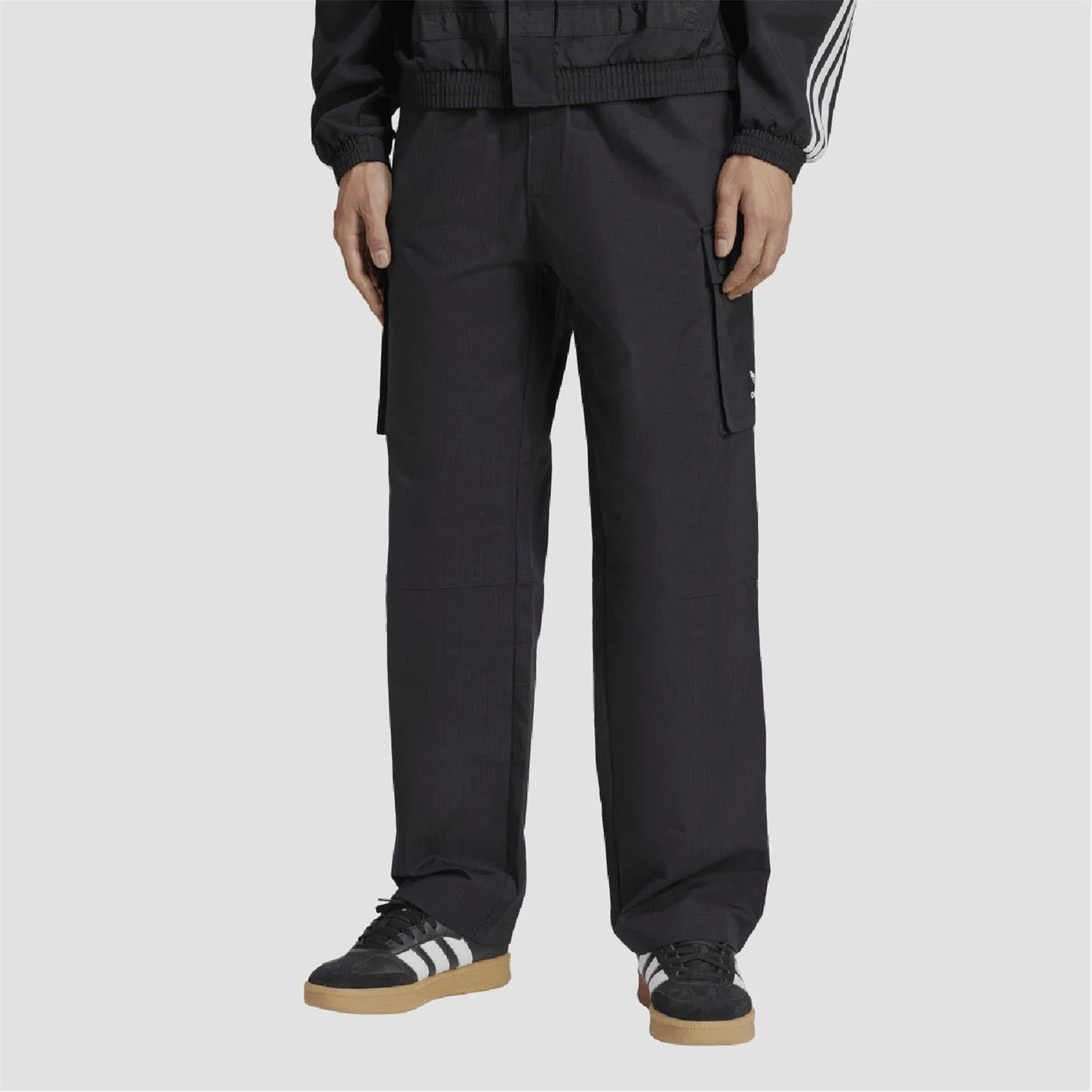 adidas Script Cargo Tracksuit Bottom - Image 2