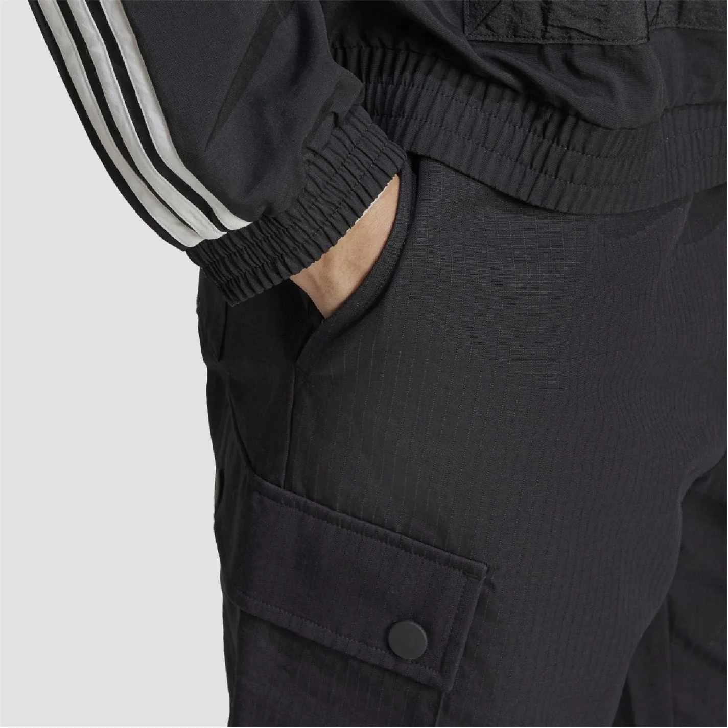 adidas Script Cargo Tracksuit Bottom - Image 6