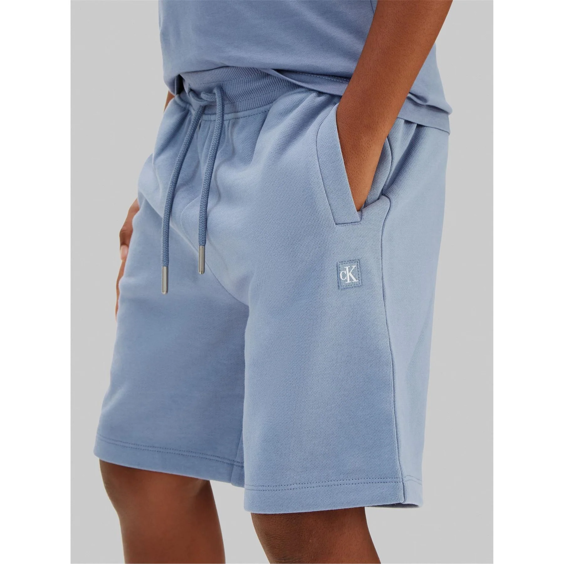 Calvin Klein Jeans Badge Logo Short Jn62 - Image 3