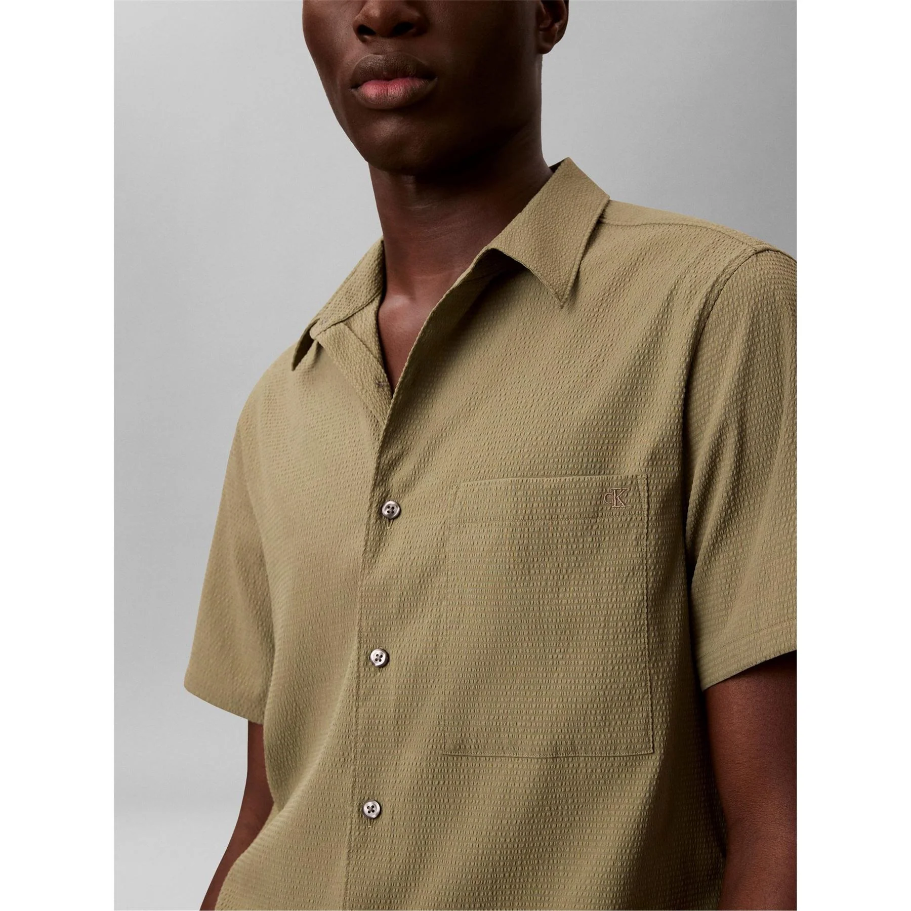 Calvin Klein Short Sleeve Plain Shirt - Image 4