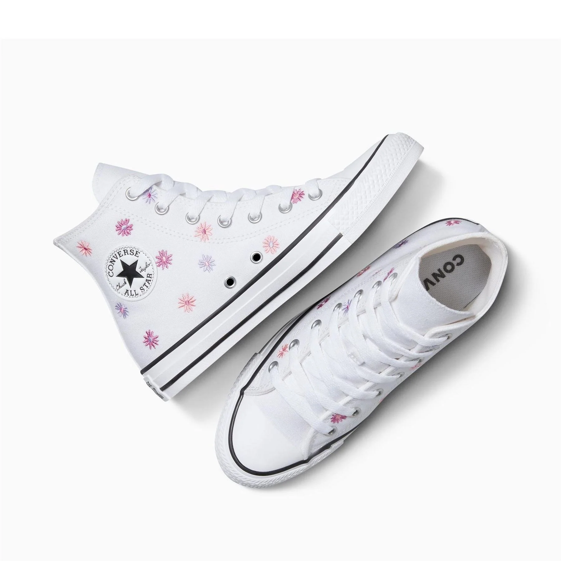 Converse Chuck Taylor All Star Canvasas High Top Trainers - Image 5