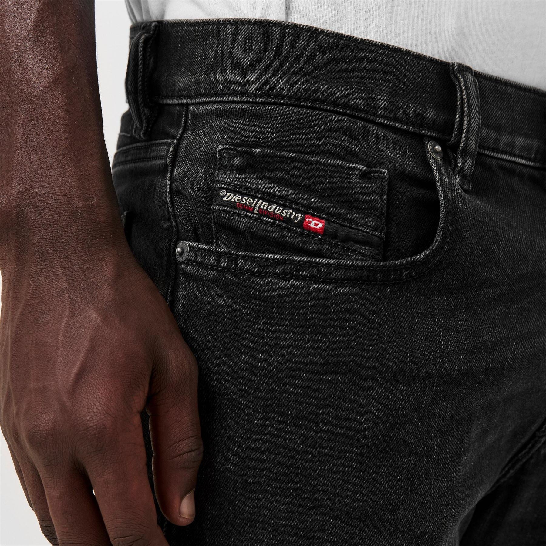 Diesel 2019 D Strukt - Image 46