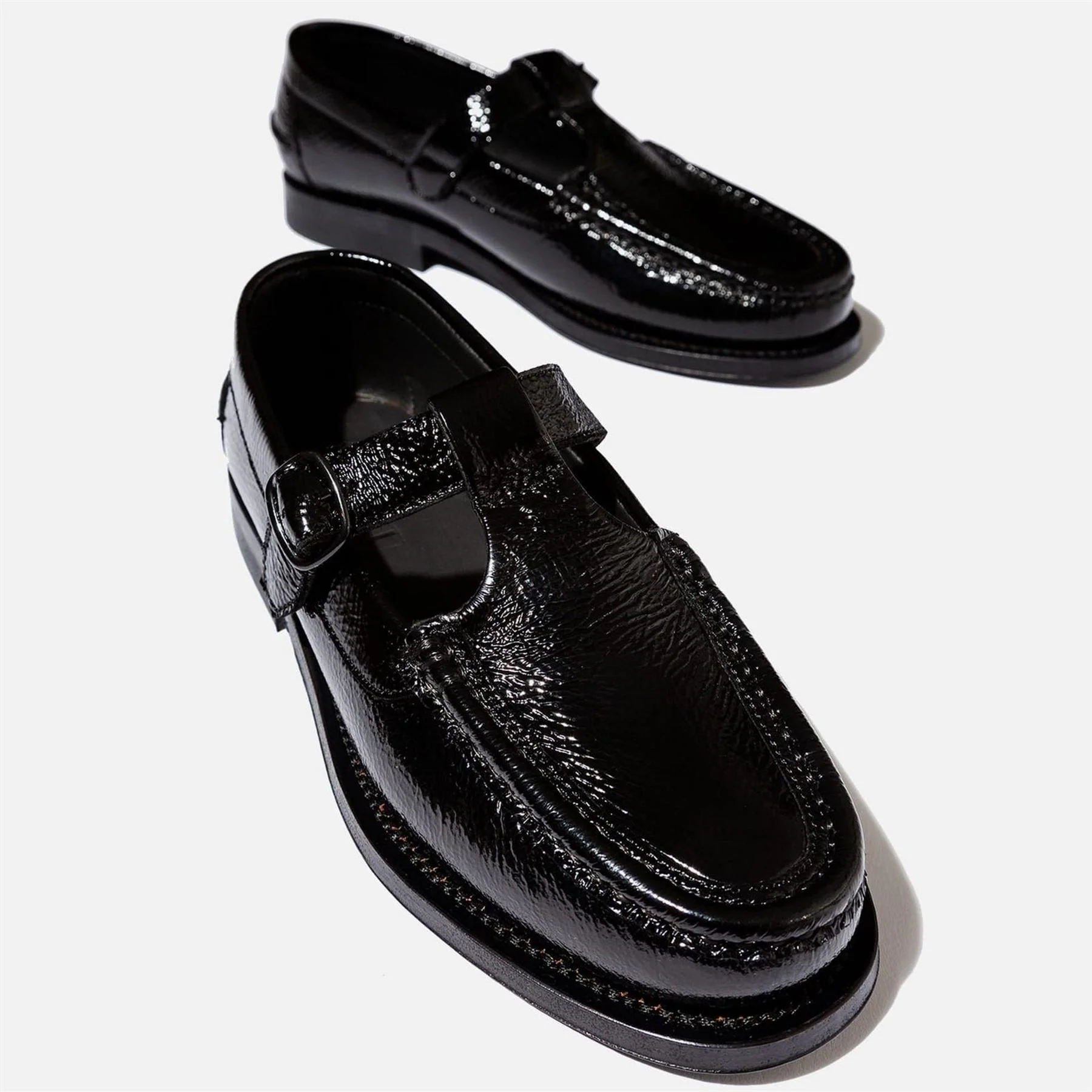 Hereu Crinkled Glossy Leather Flats - Image 3