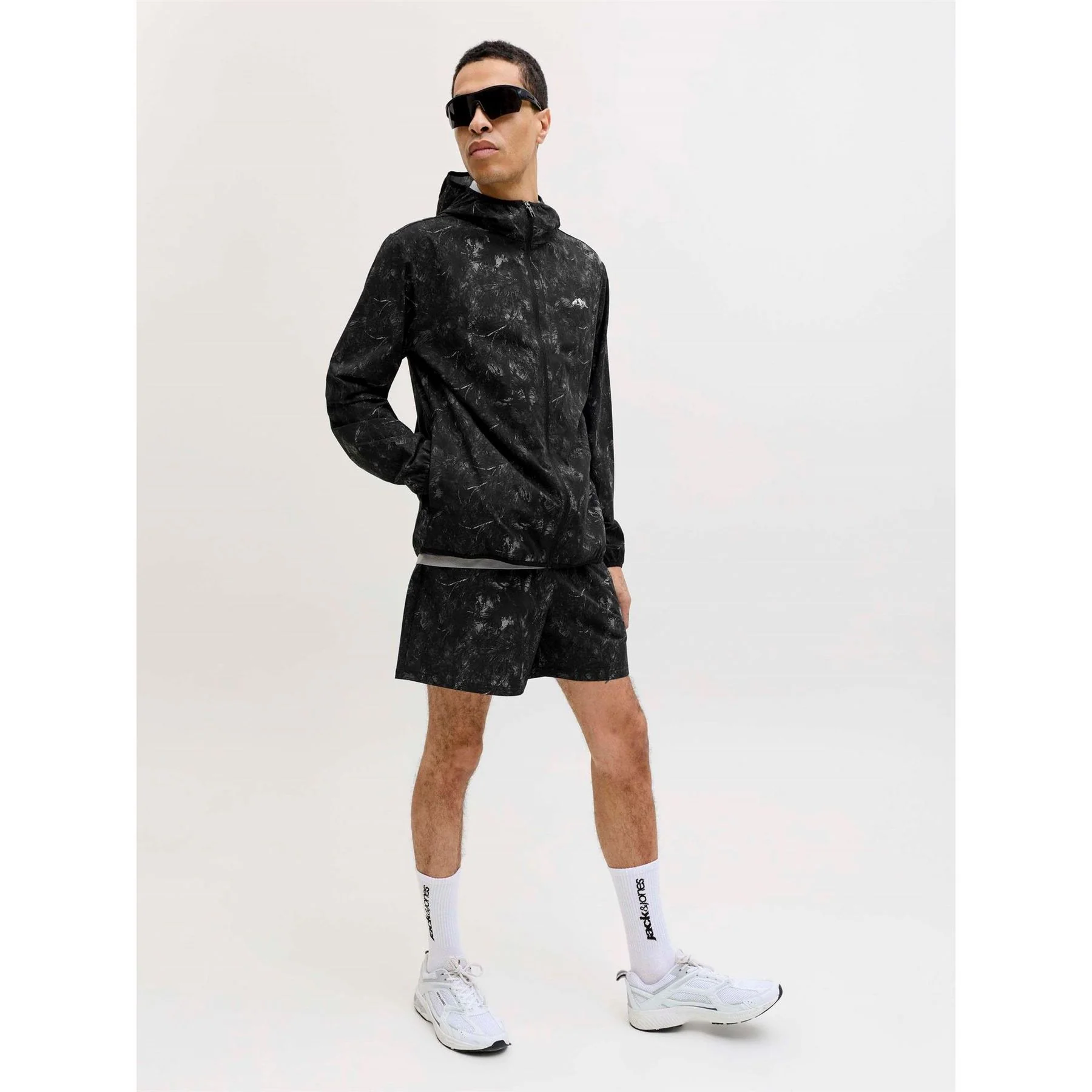 Jack and Jones Windbreaker - Image 12