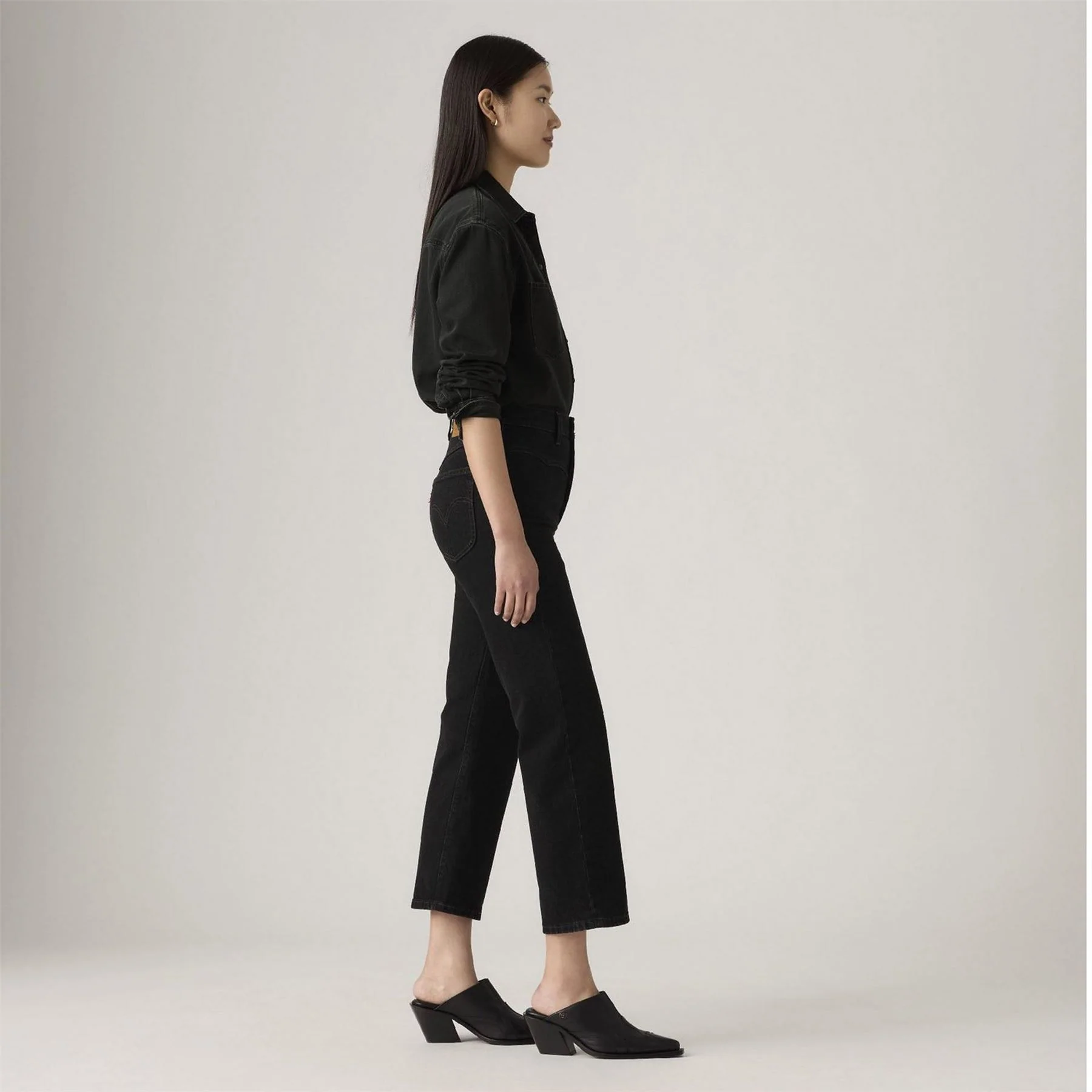 Levis Ribcage Straight Fit Jeans - Image 5