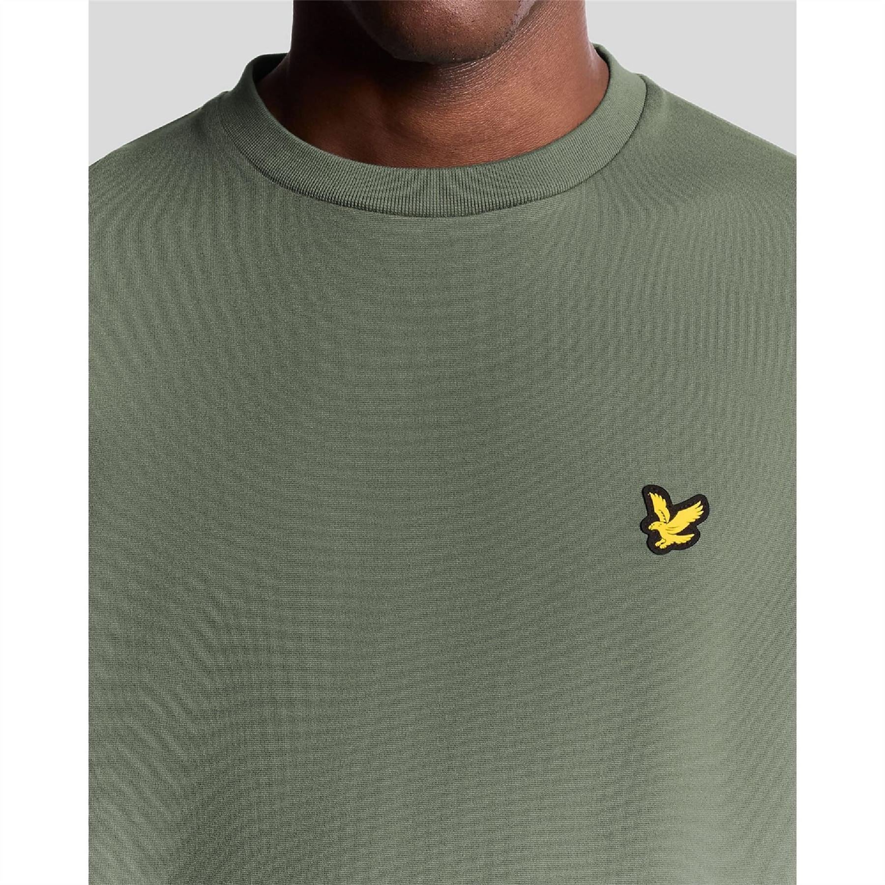 Lyle and Scott Lightweight Sweatshirt - Image 3