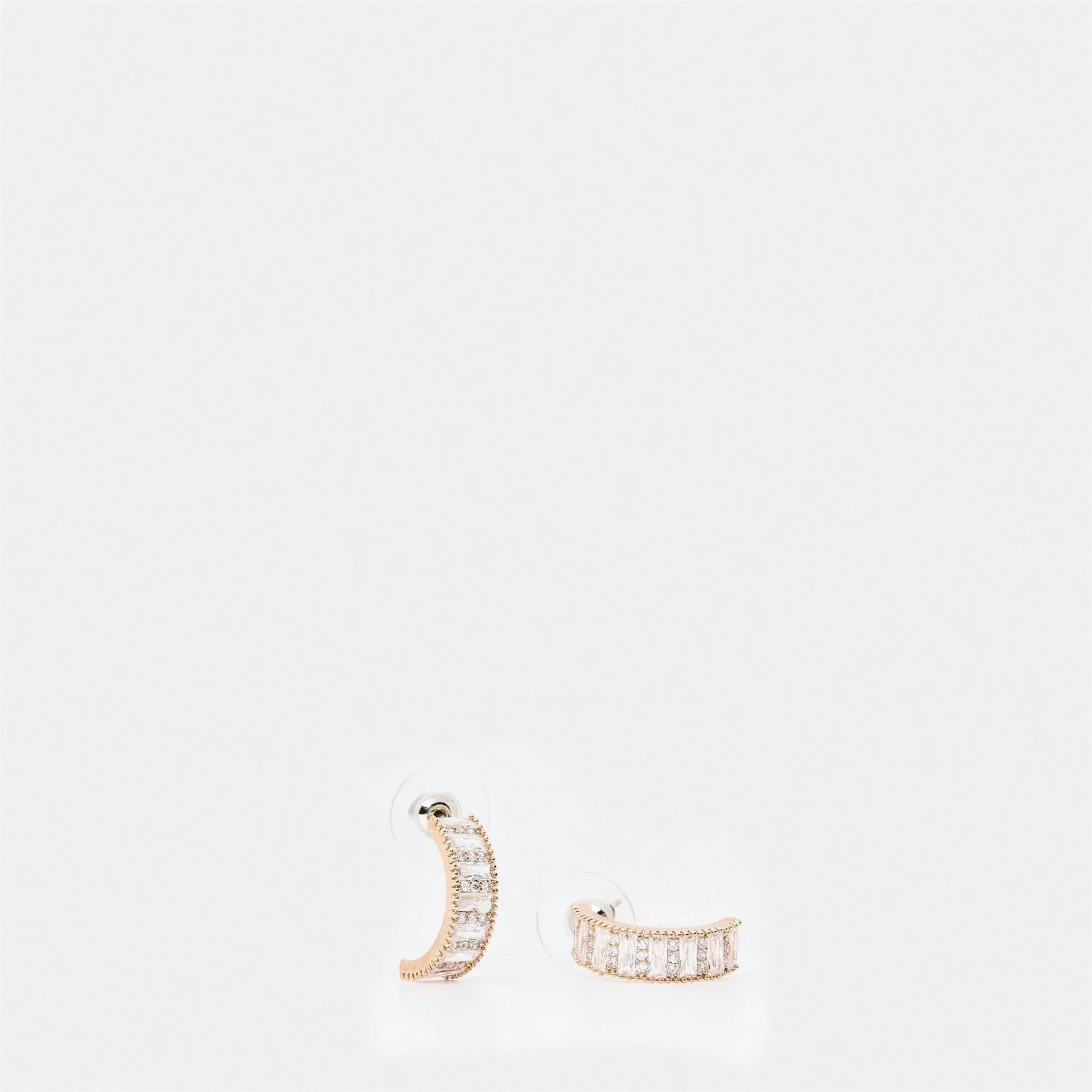 Mason Knight Yager Baugette Hoop Earring - Image 3