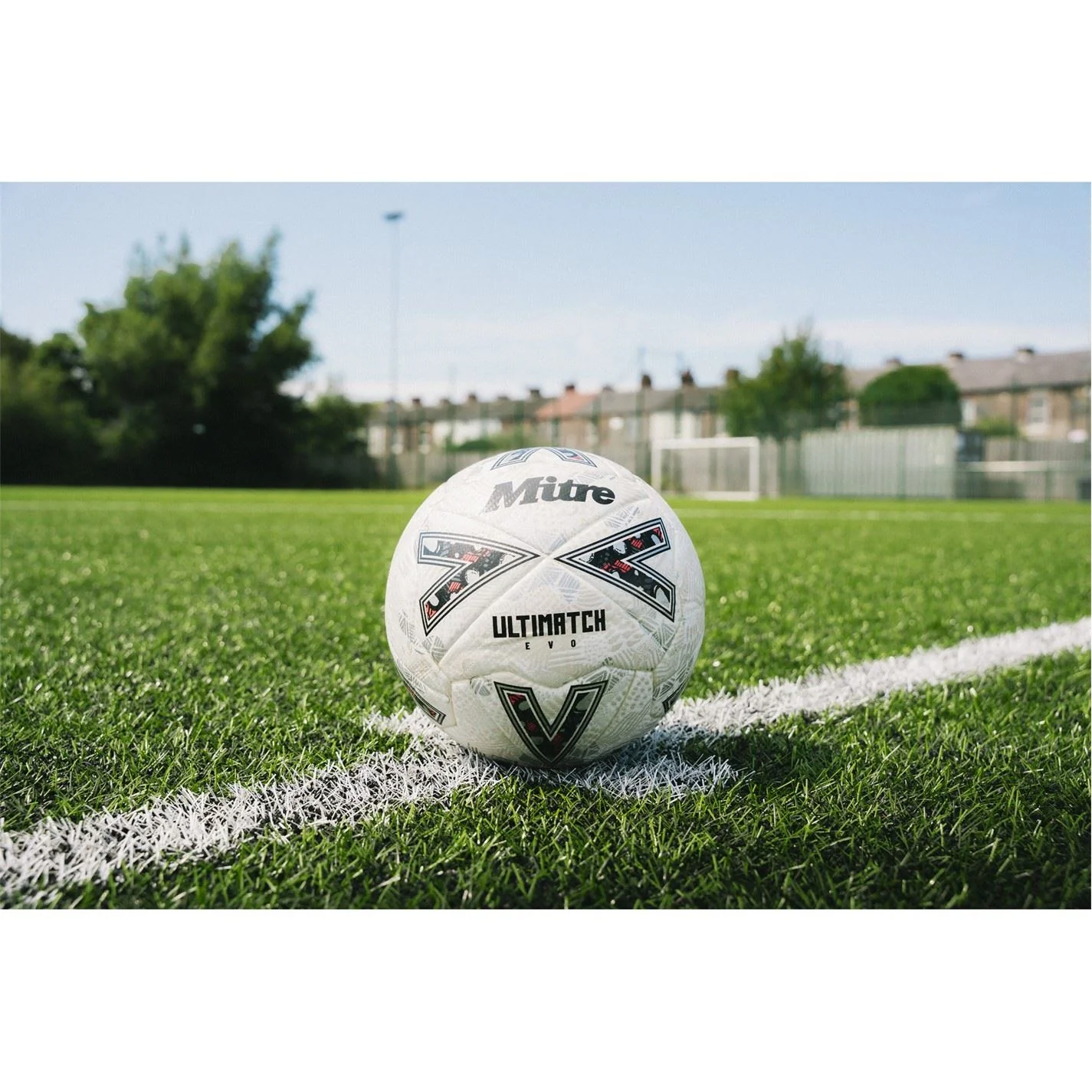 Mitre Ultimatch Evo Football Adults - Image 3