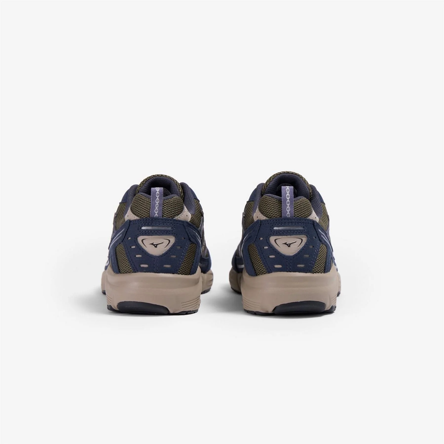 Mizuno MXR Trainers 99 - Image 4