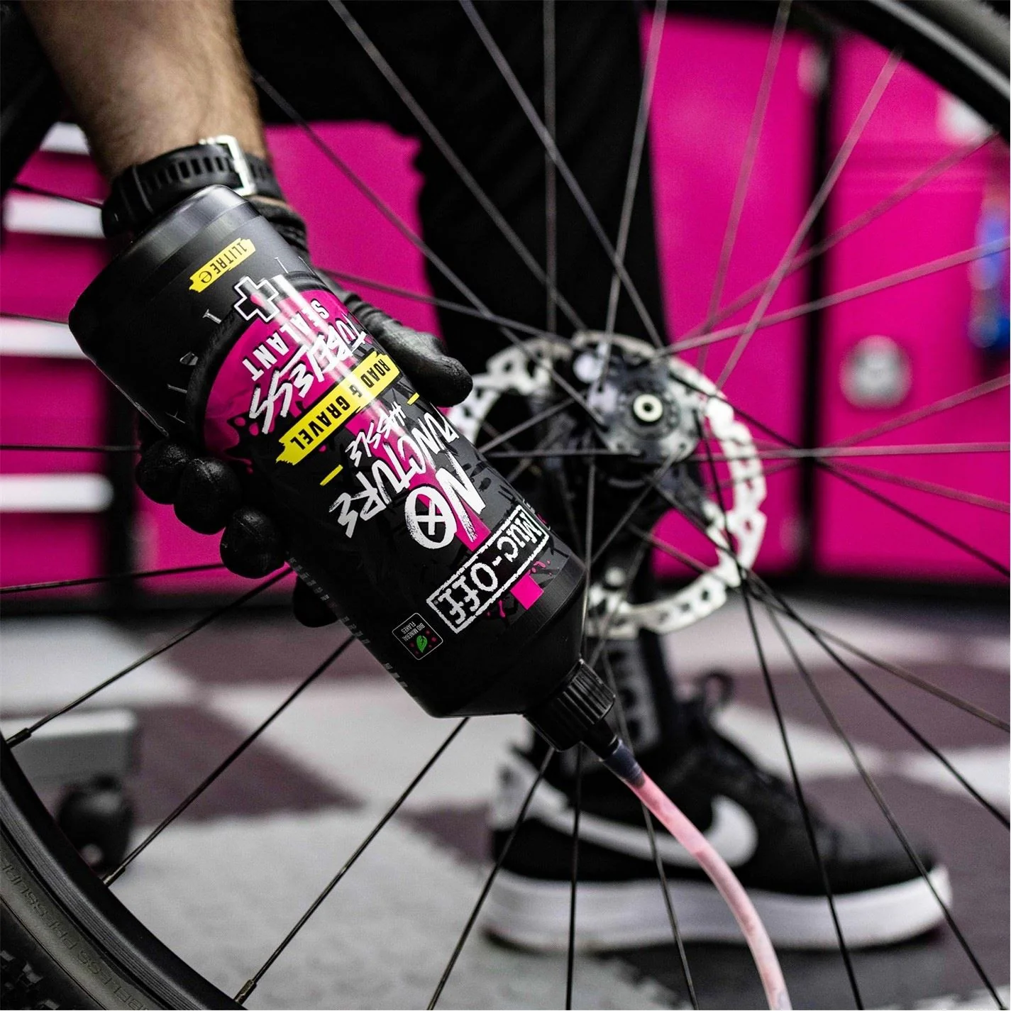 Muc-Off Off Road And Gravel Sealant 500ml - Image 2