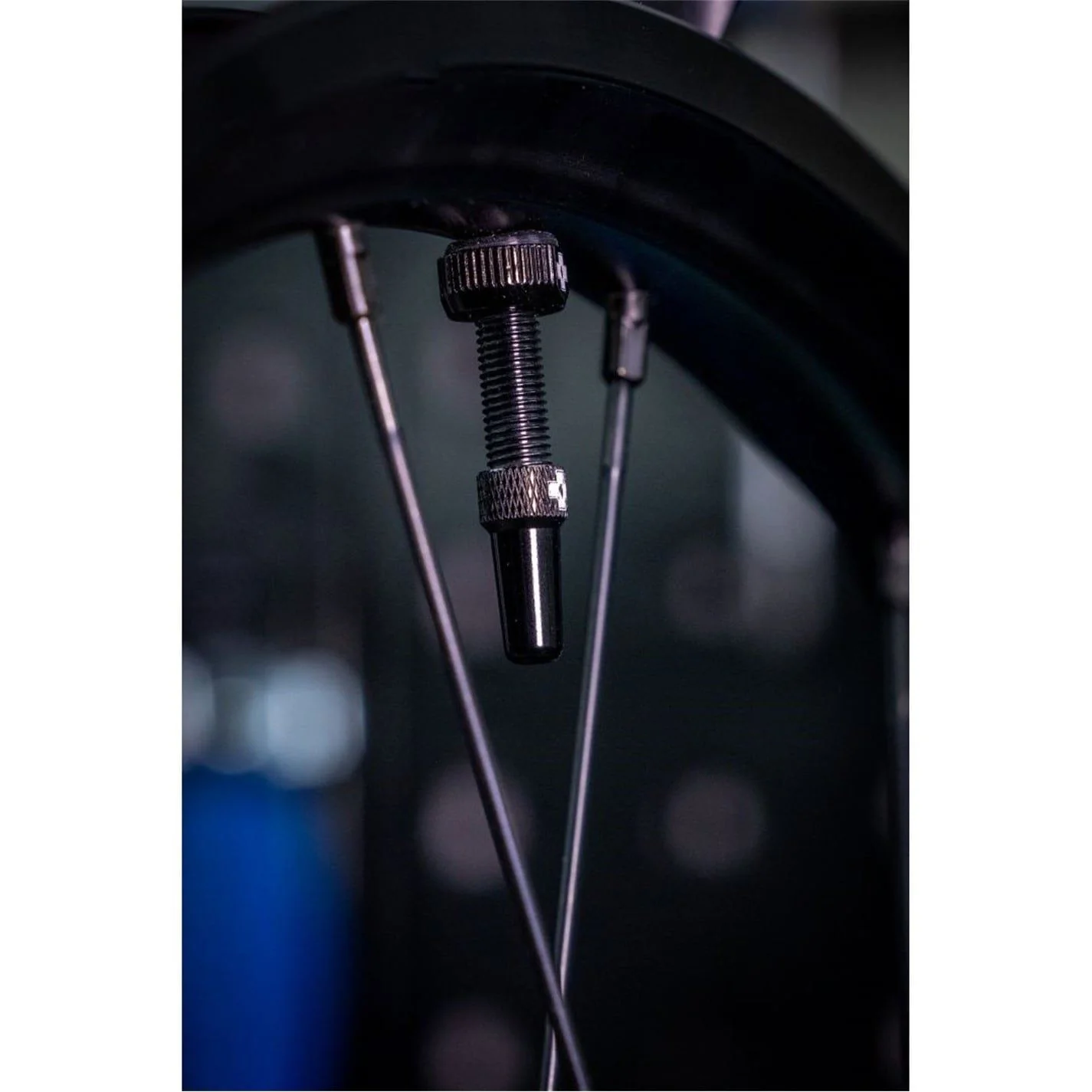 Muc-Off Off Tubeless Presta Valve Kit - Image 2
