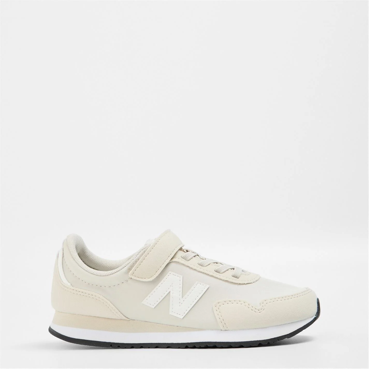 New Balance Balance 323 Round Toe Low Top Sneakers - Image 6
