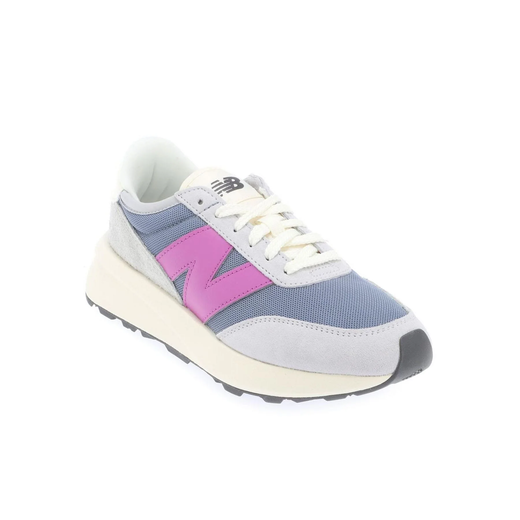 New Balance Trainers - Image 2