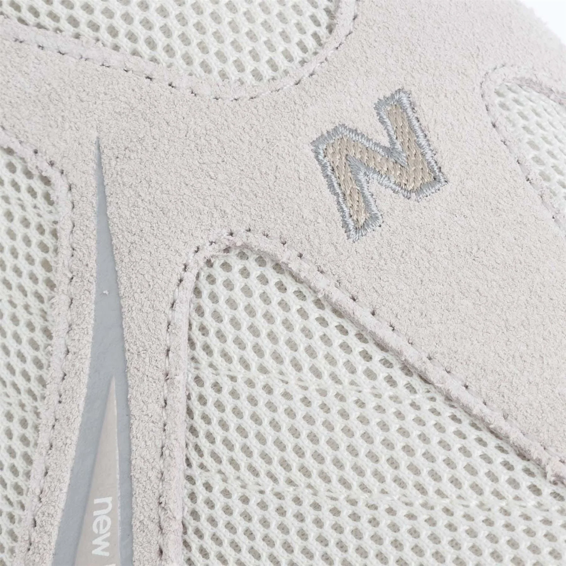 New Balance Trainers - Image 5