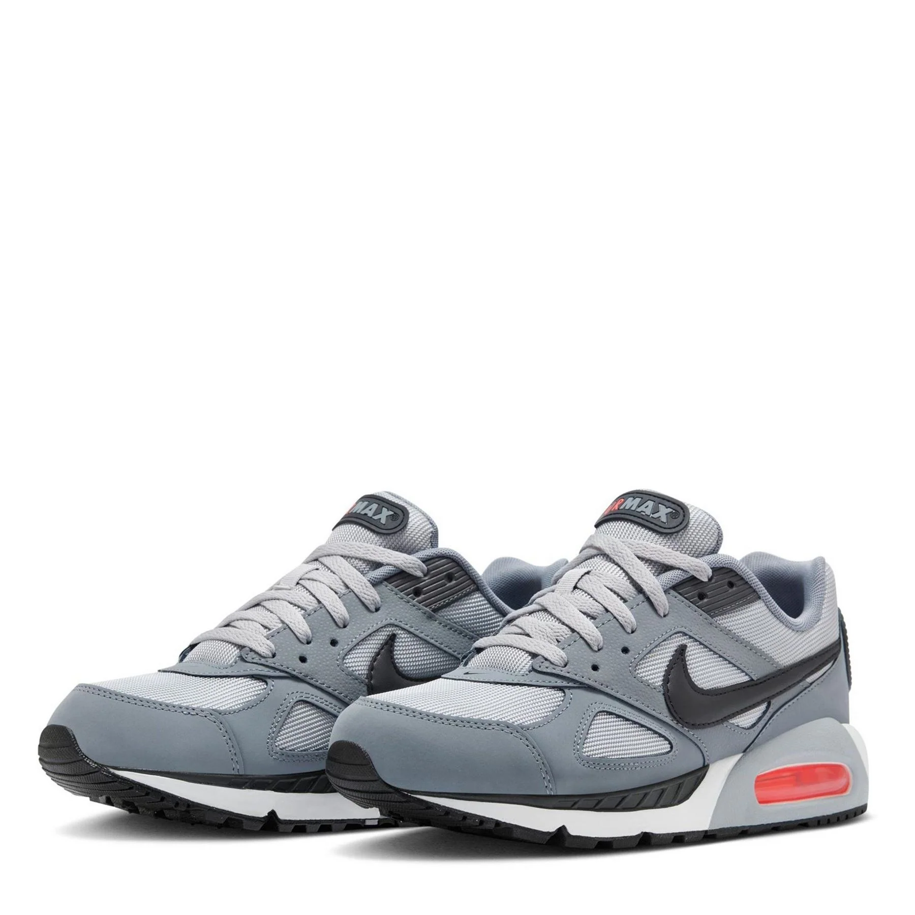 Nike Air Max Ivo Trainers - Image 3