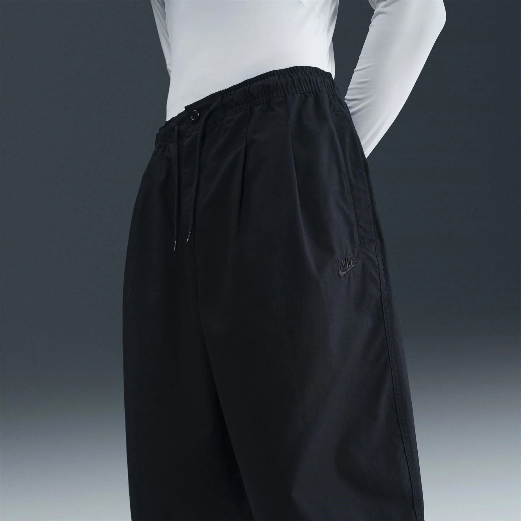 Nike Cargo Shorts - Image 6