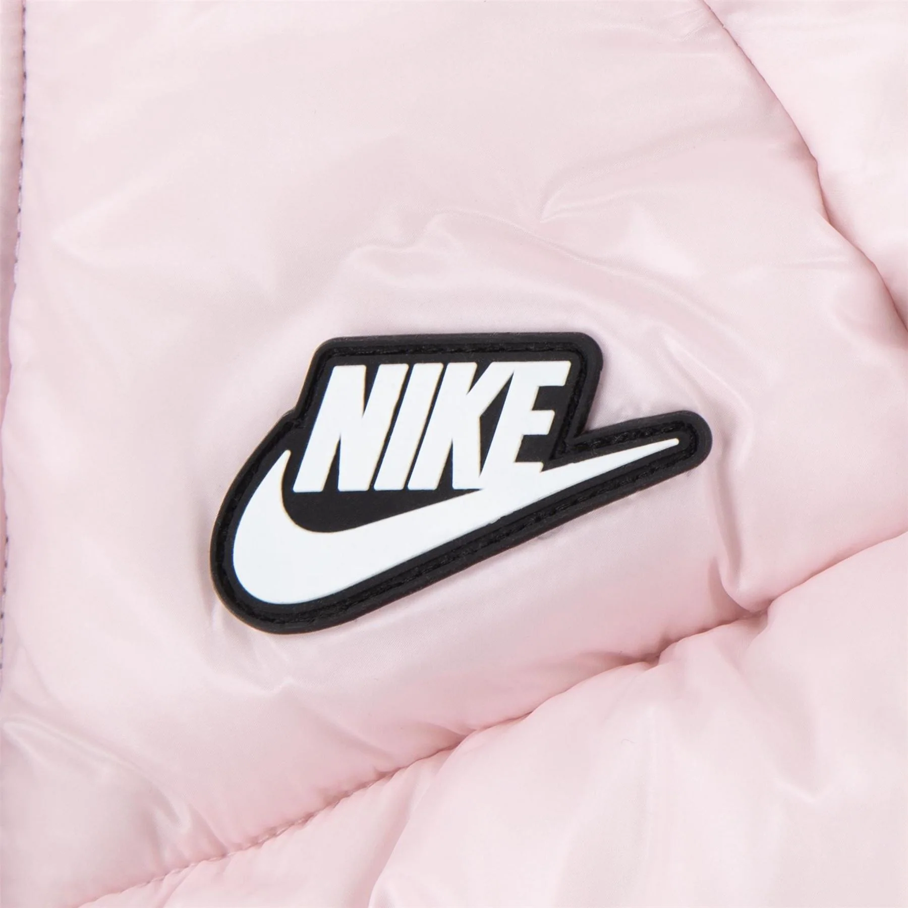 Nike Chevron Cinched Medium Puffer Jacket - Image 4