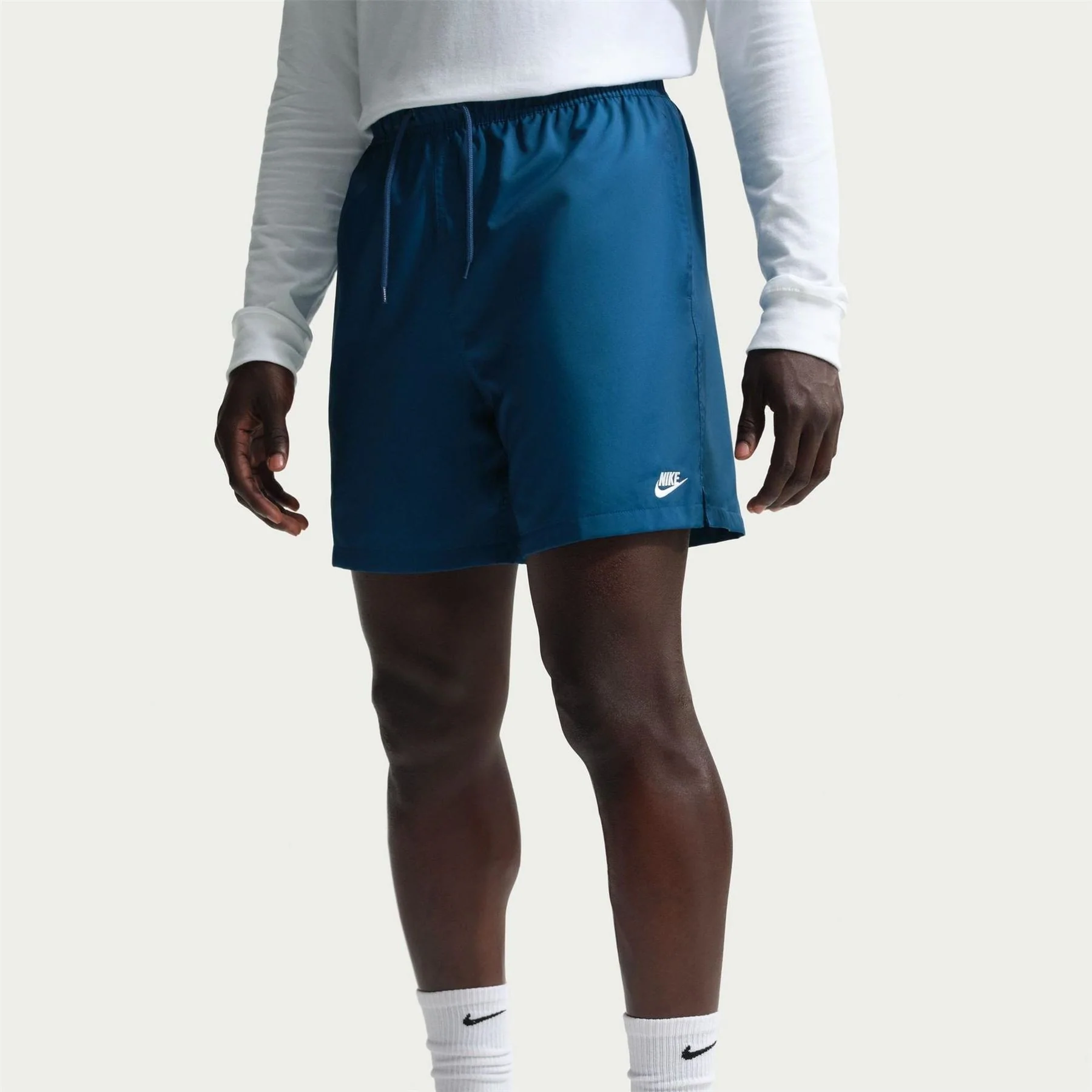 Nike Club Flow Woven Tracksuit Shorts - Image 13