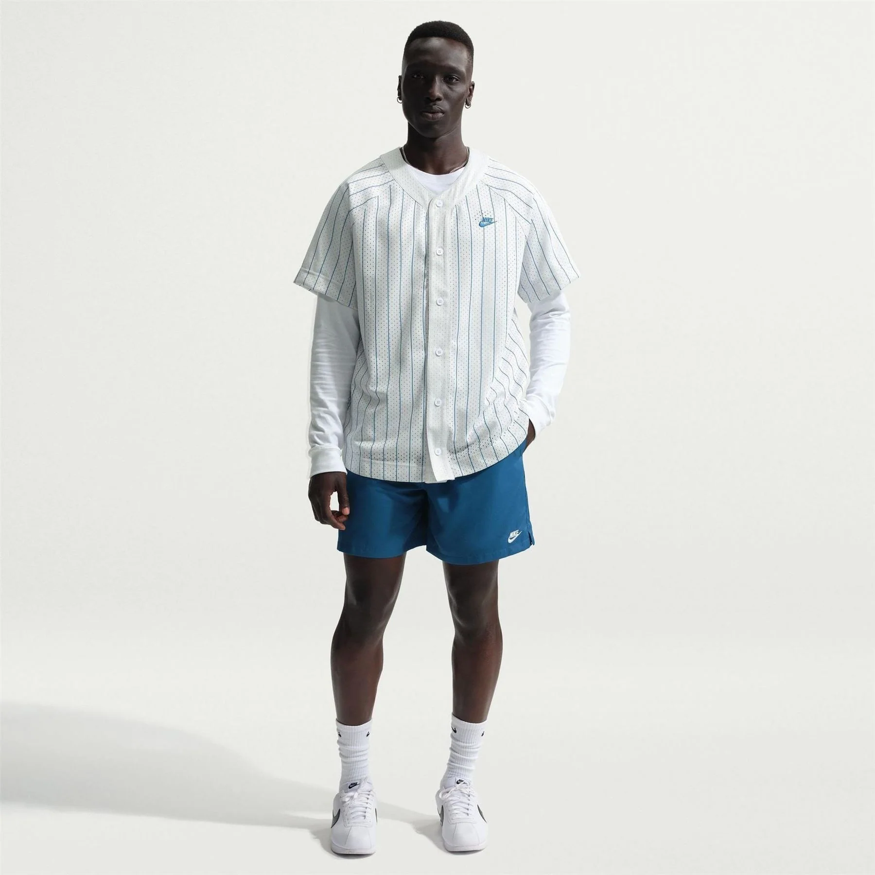 Nike Club Flow Woven Tracksuit Shorts - Image 16