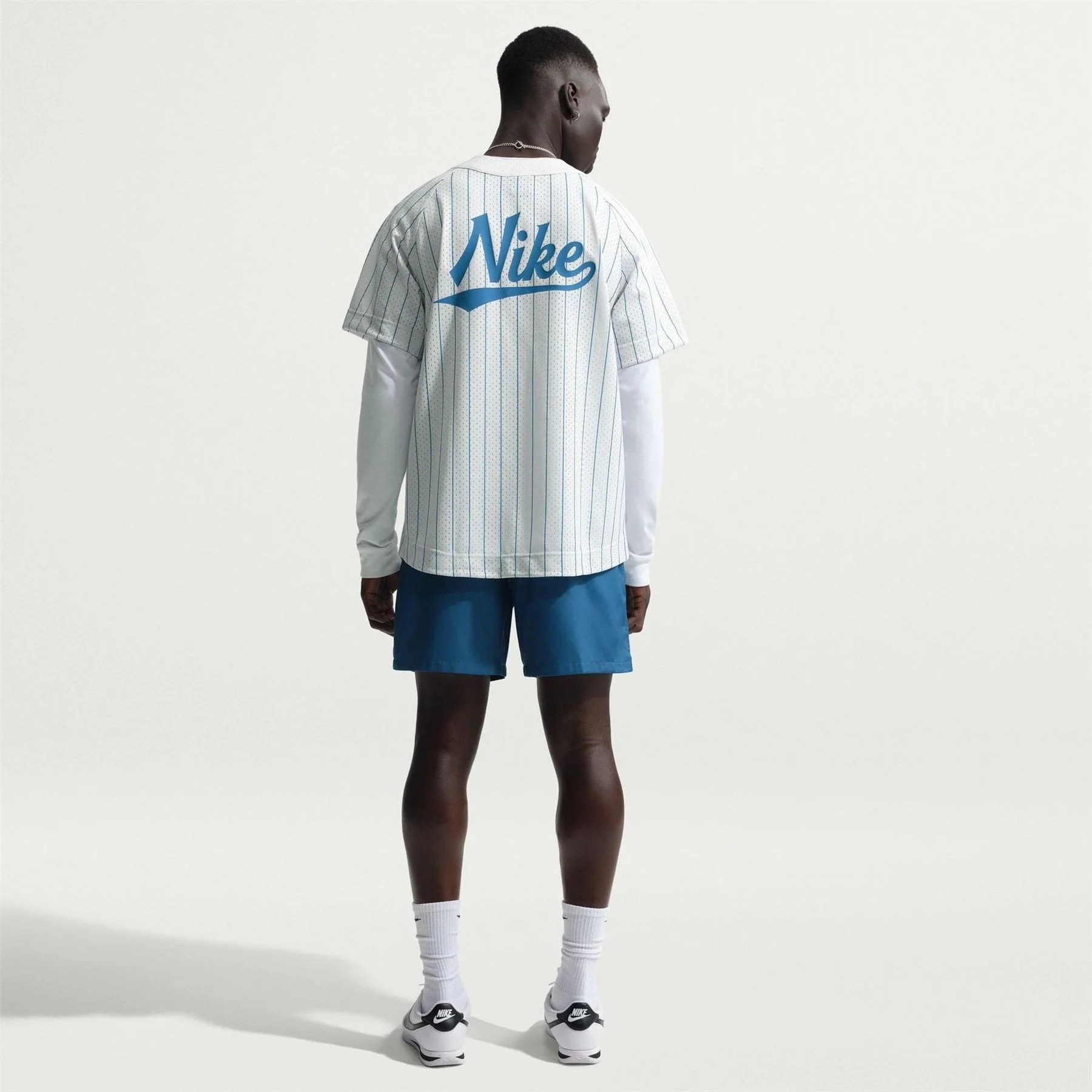 Nike Club Flow Woven Tracksuit Shorts - Image 17