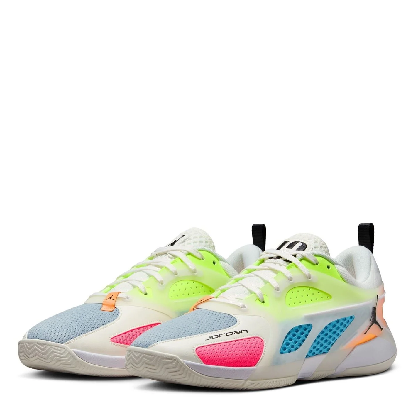 Nike Heir Basketball Low Top Lace-Up Sneakers - Image 16
