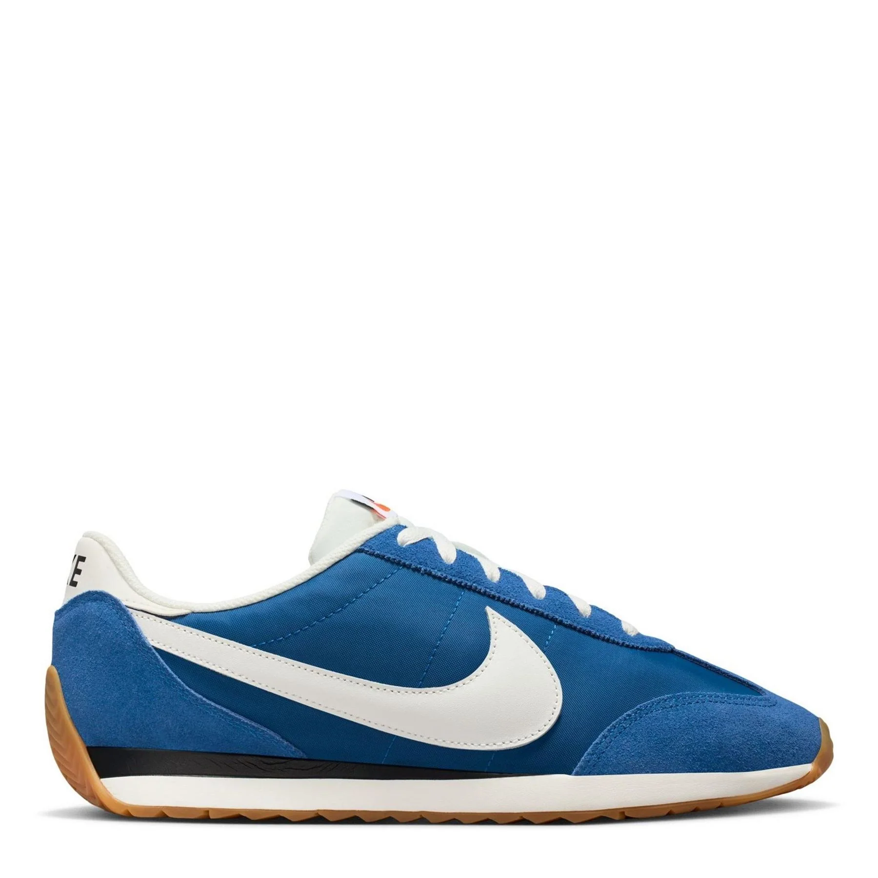 Nike Low Heel Round Toe Low Top Sneakers - Image 13