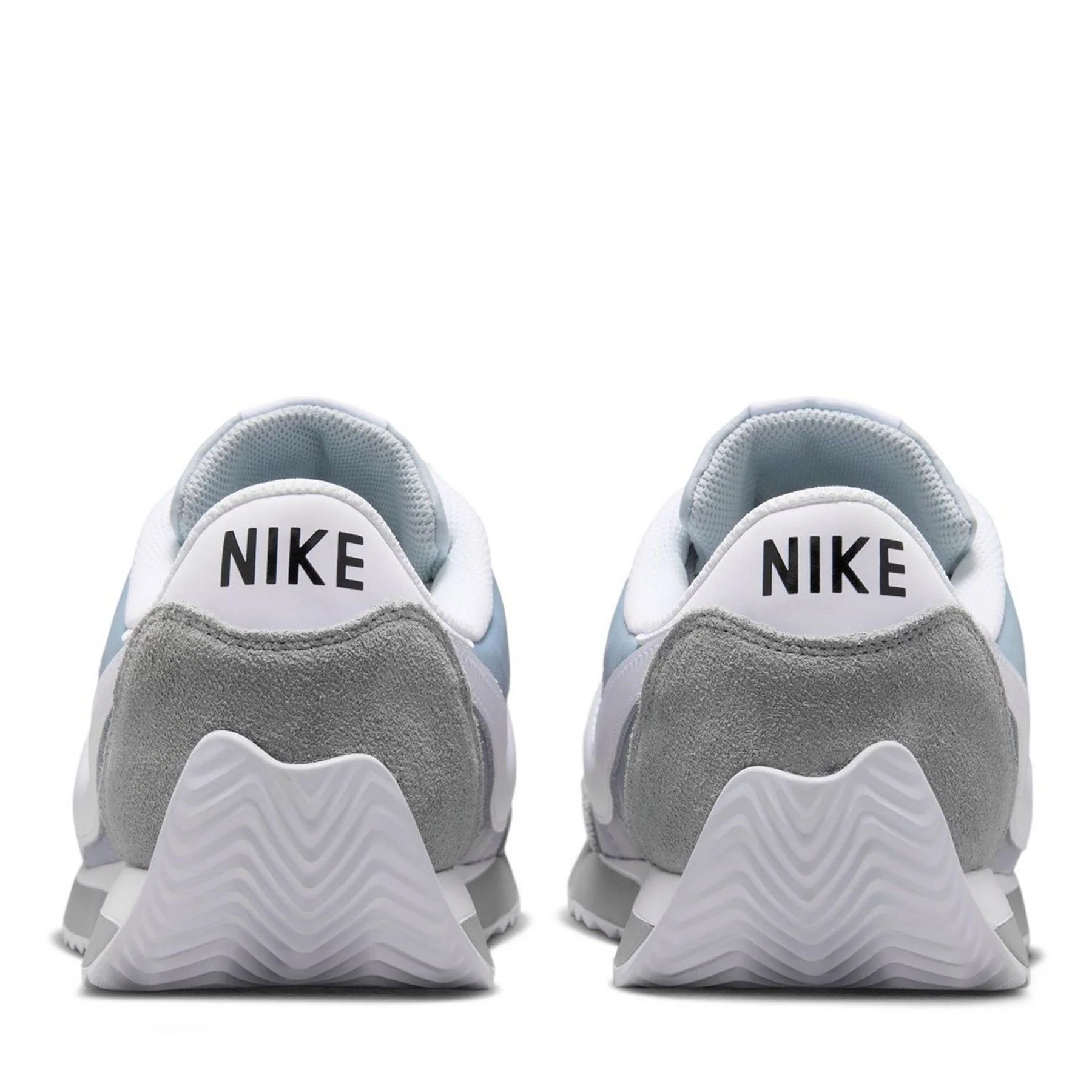 Nike Low Heel Round Toe Low Top Sneakers - Image 53