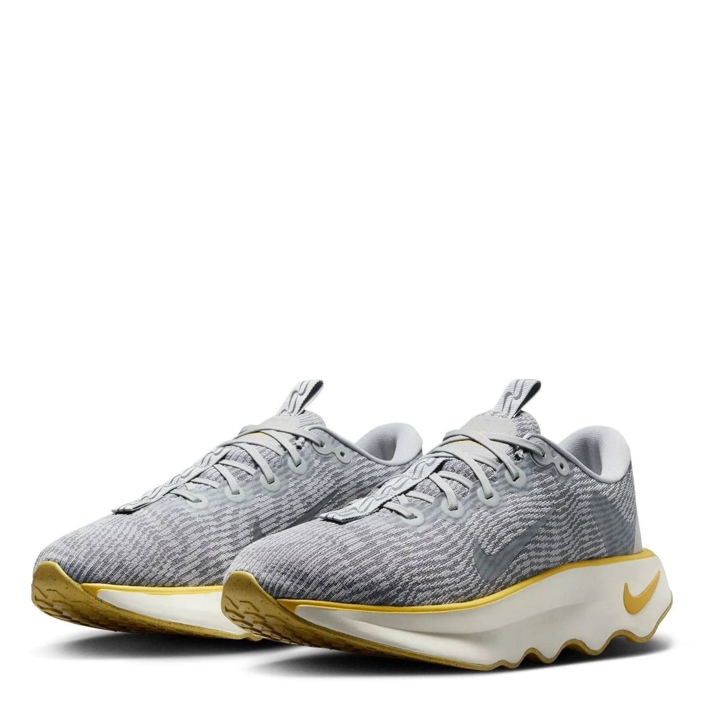 Nike Low Top Walking Textured Flat Heel Sneakers - Image 16
