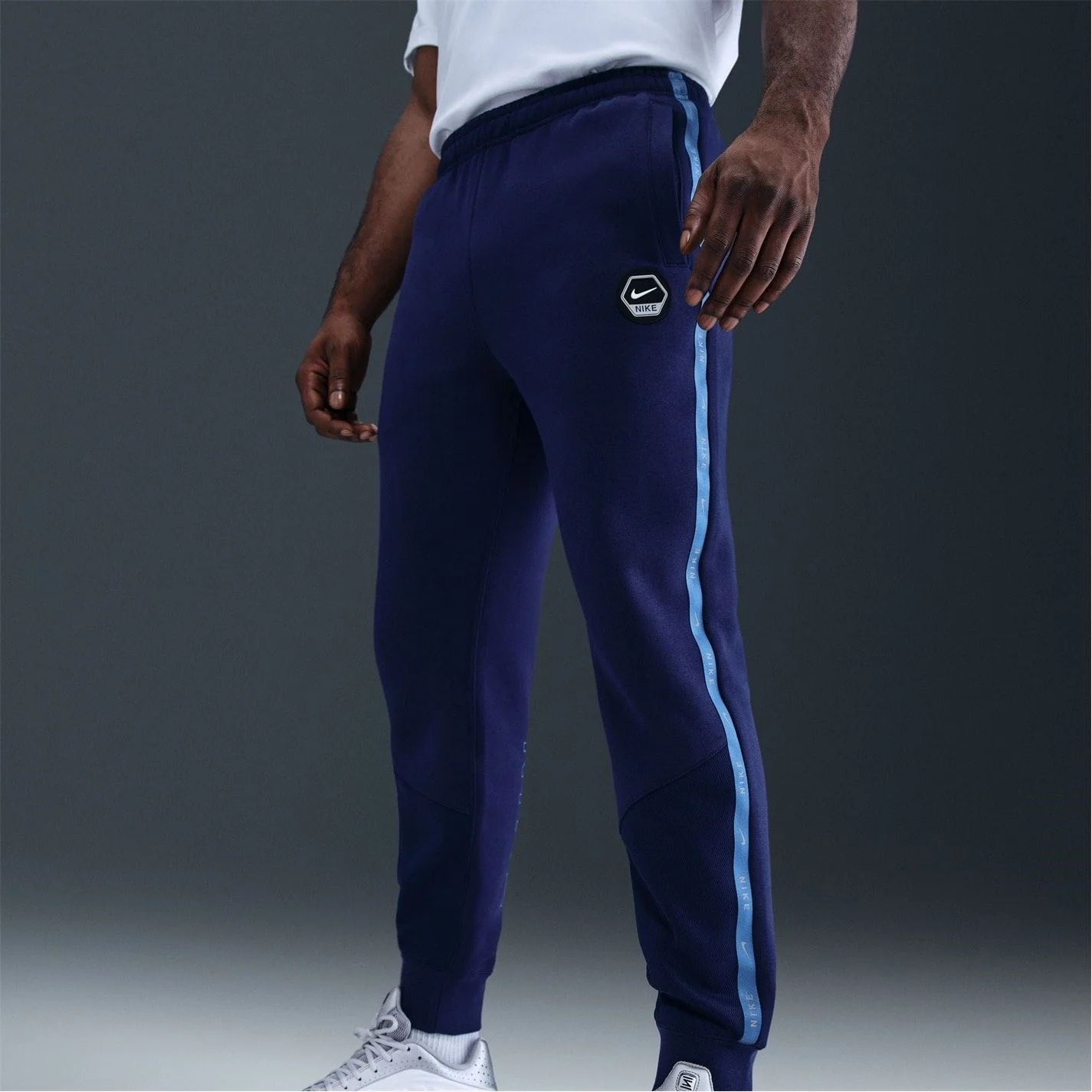 Nike Mens City Jogging Bottoms - Image 17