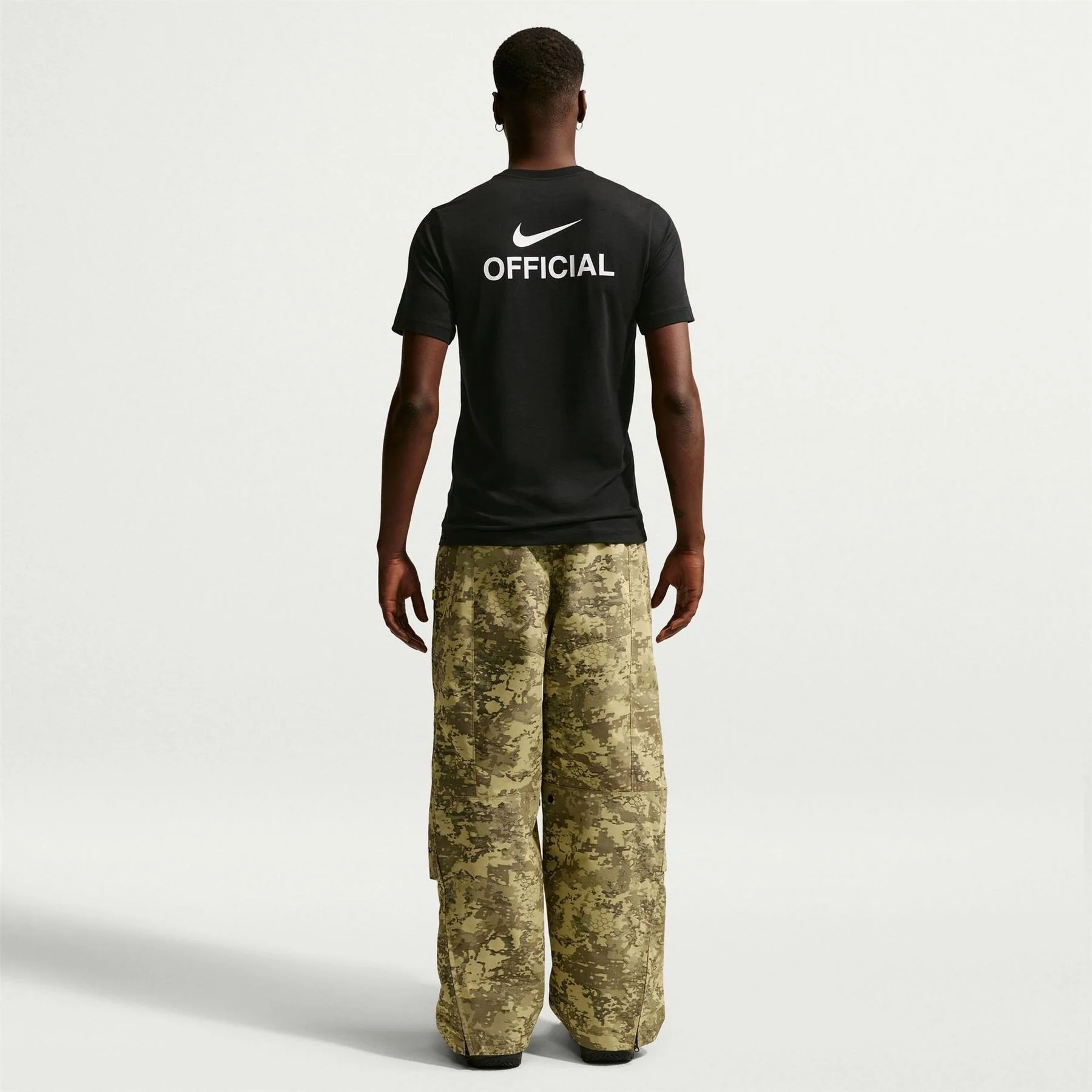 Nike Official T-Shirt - Image 4