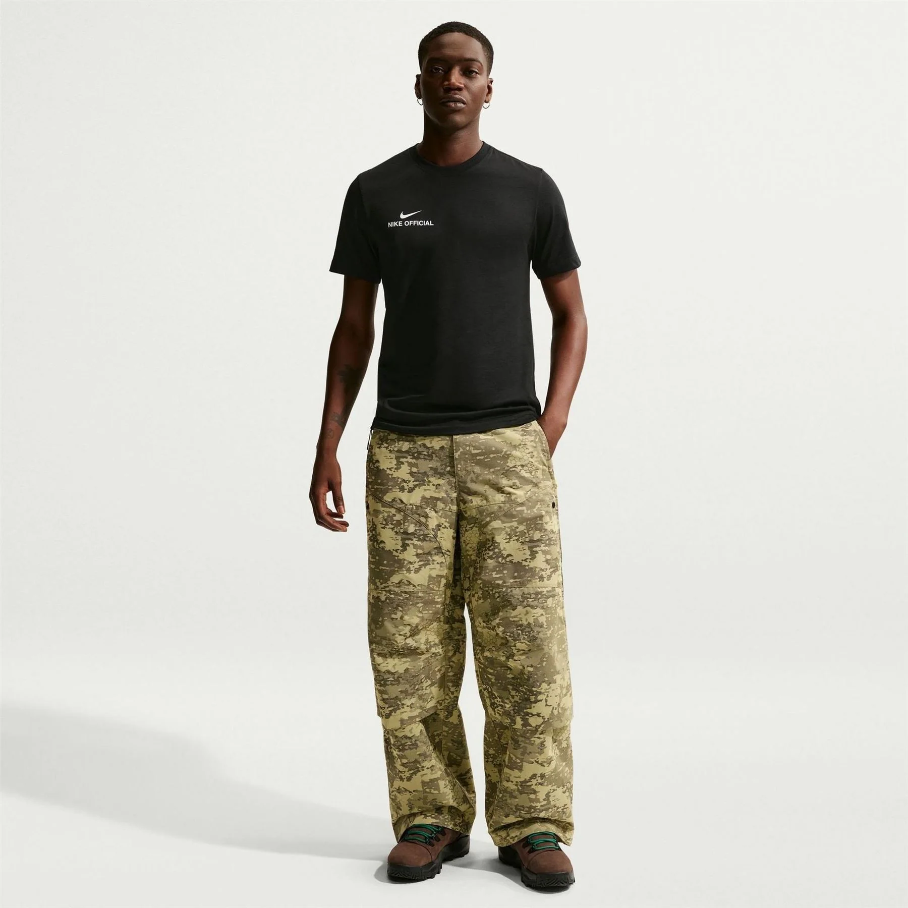 Nike Official T-Shirt - Image 5