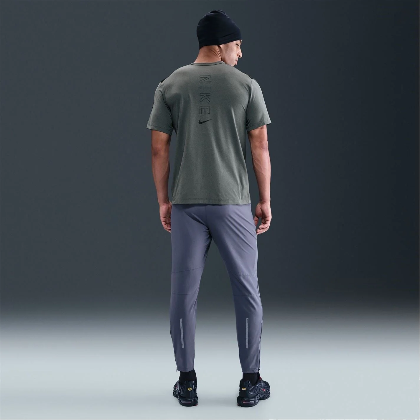 Nike Regular Fit Short Sleeve Crew Neck T-Shirt - Image 15