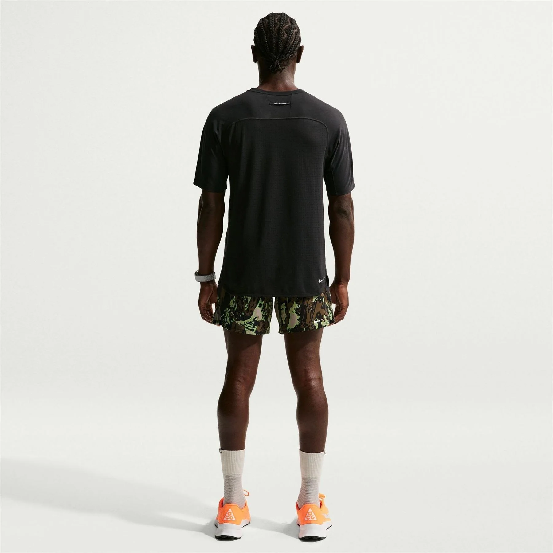 Nike Short Sleeve Running T-Shirt - Image 4