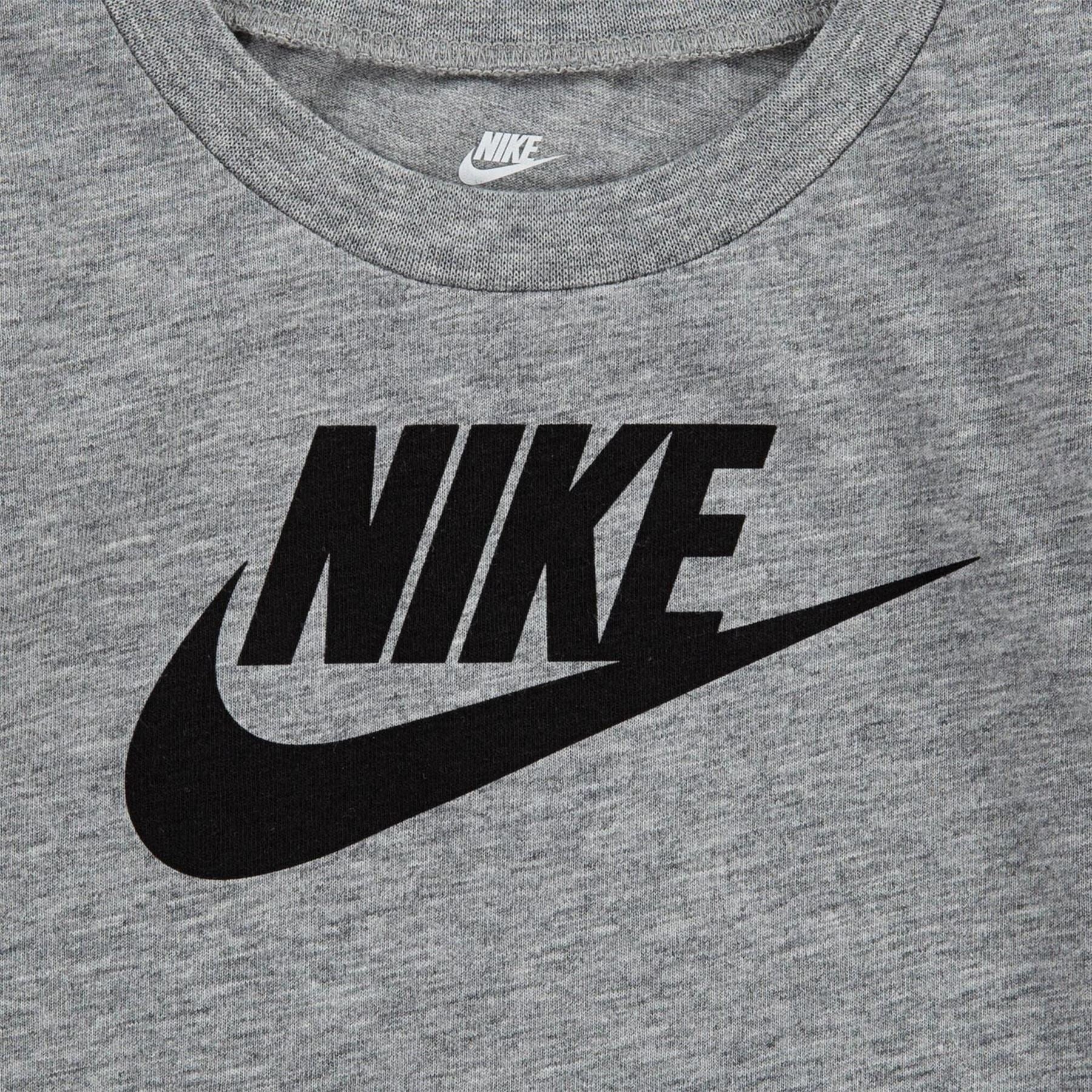Nike T-Shirt - Image 3