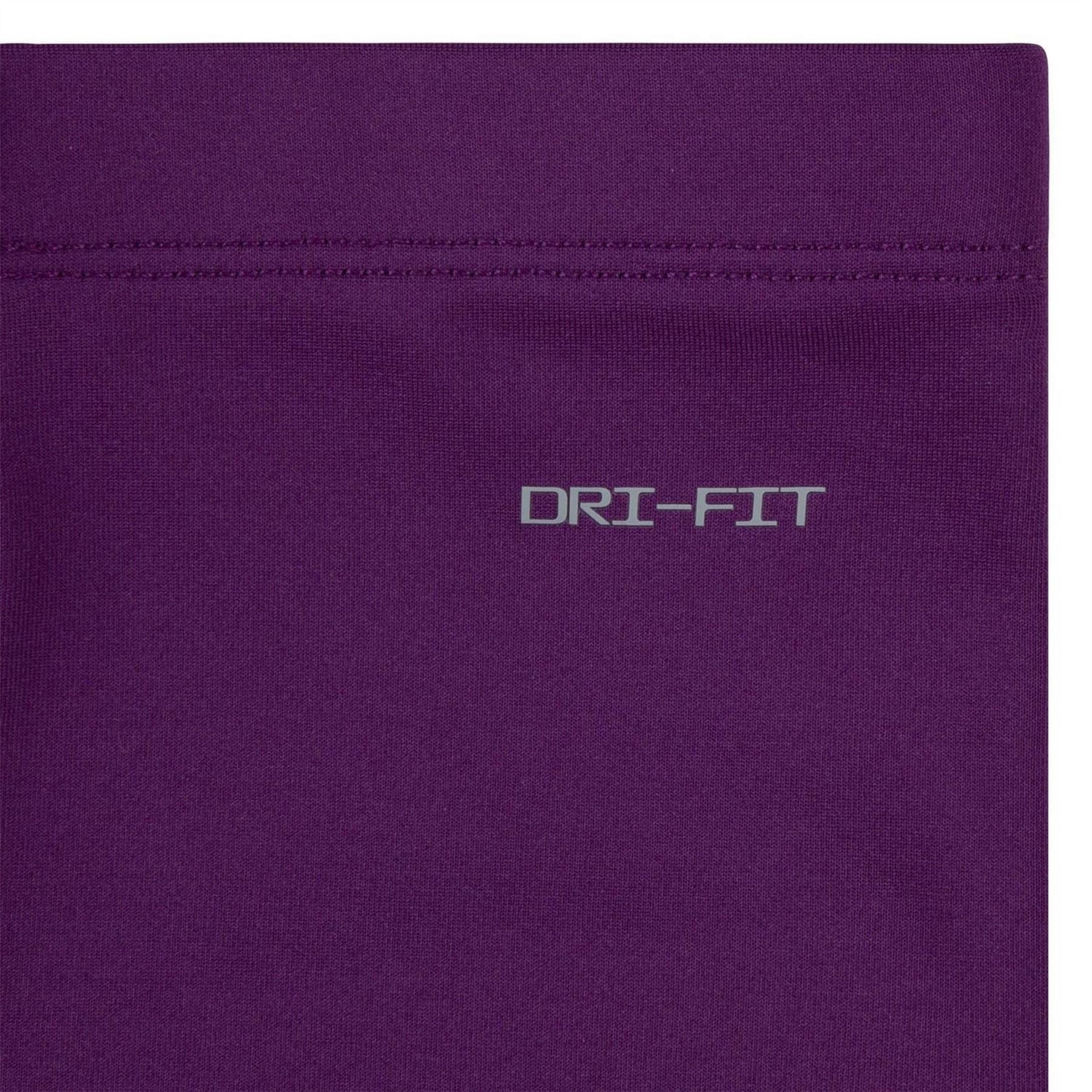 Nike Tank Top And Shorts Set - Image 3