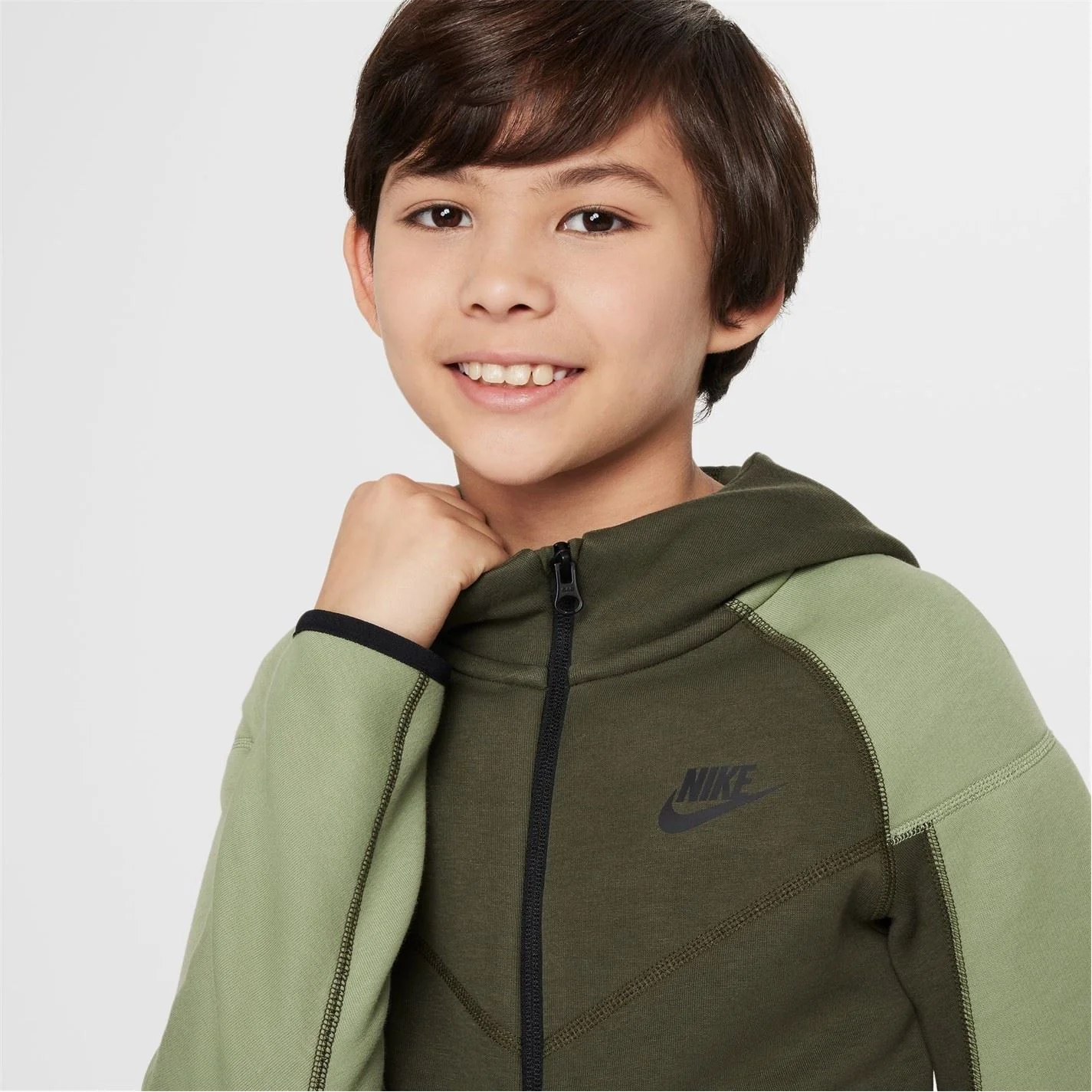 Nike Tech Fleece Regular Fit Hooded Sweatshirt Jacket - Image 101