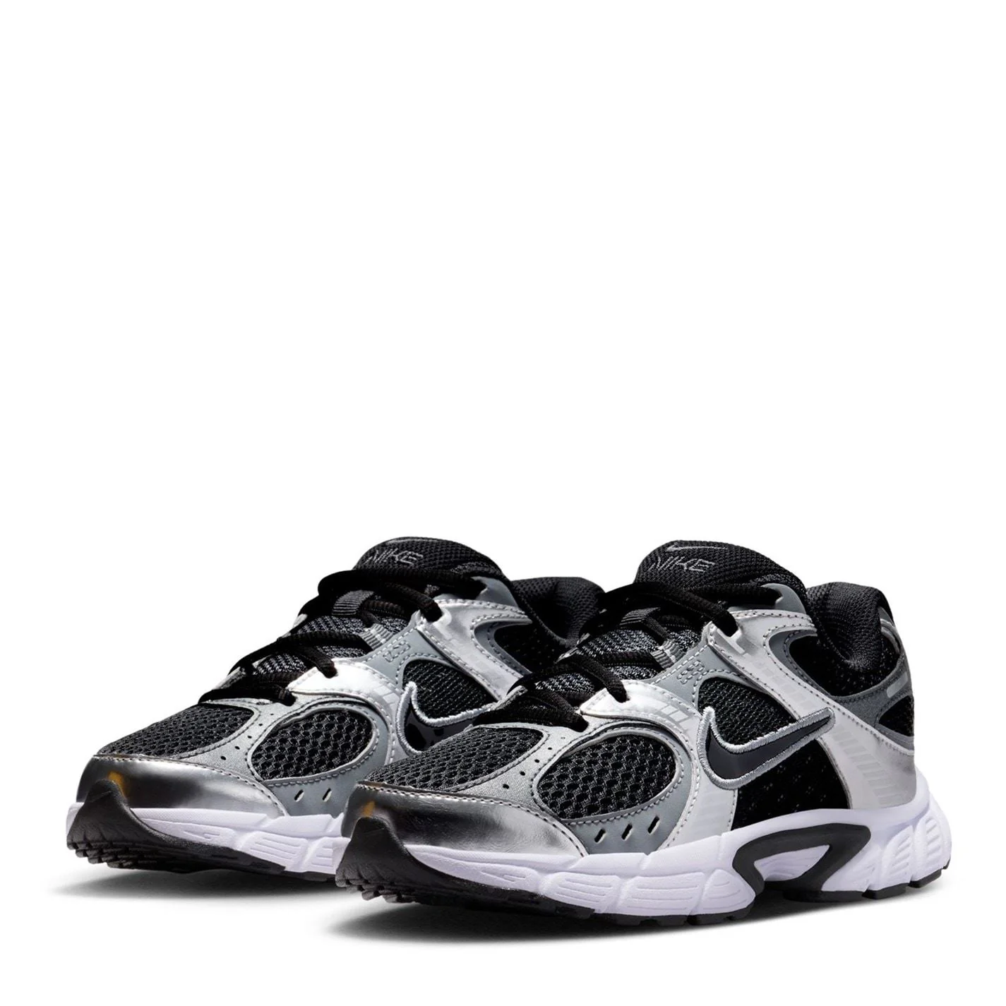 Nike V5 Rnr Shoes Juniors - Image 38