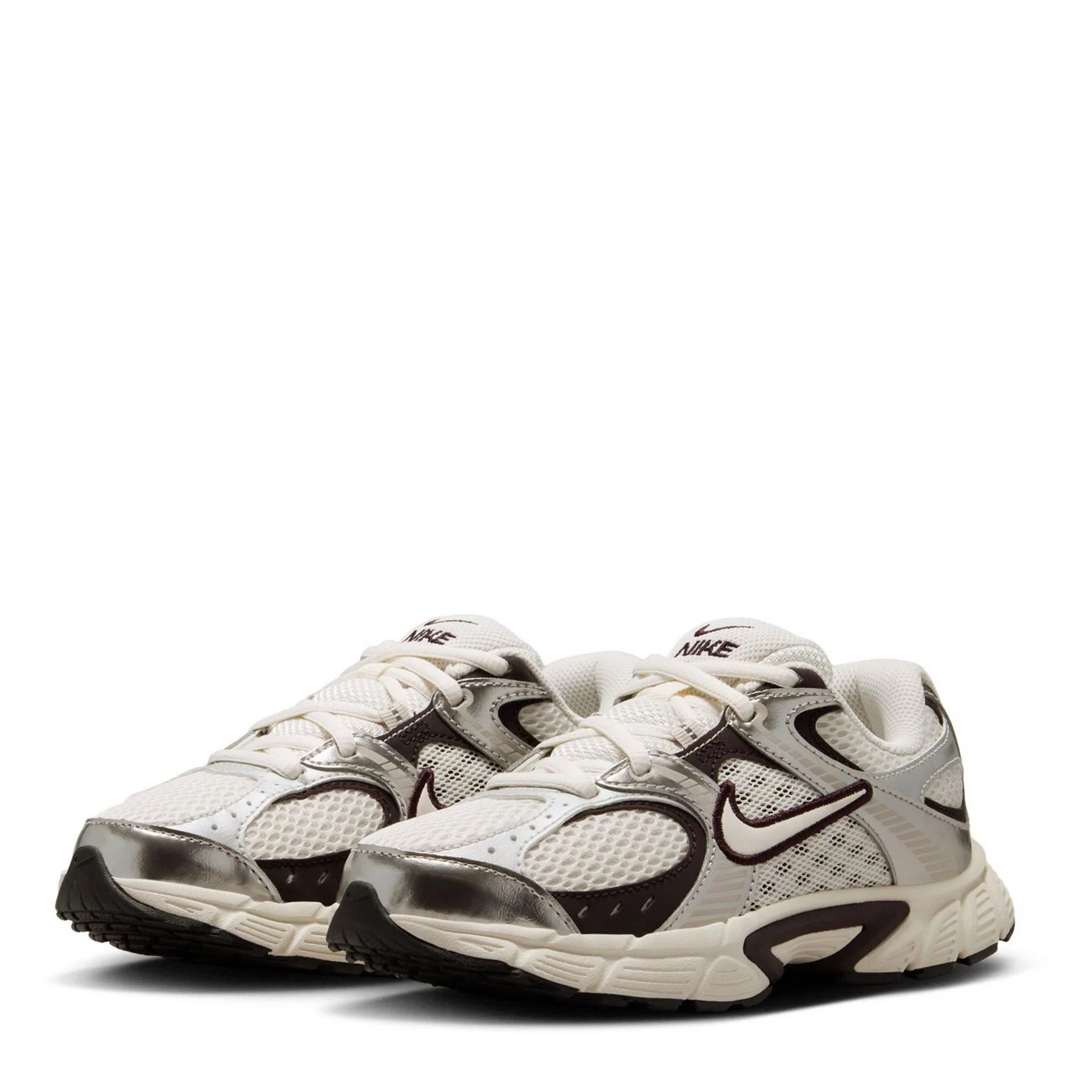 Nike V5 Rnr Shoes Juniors - Image 44