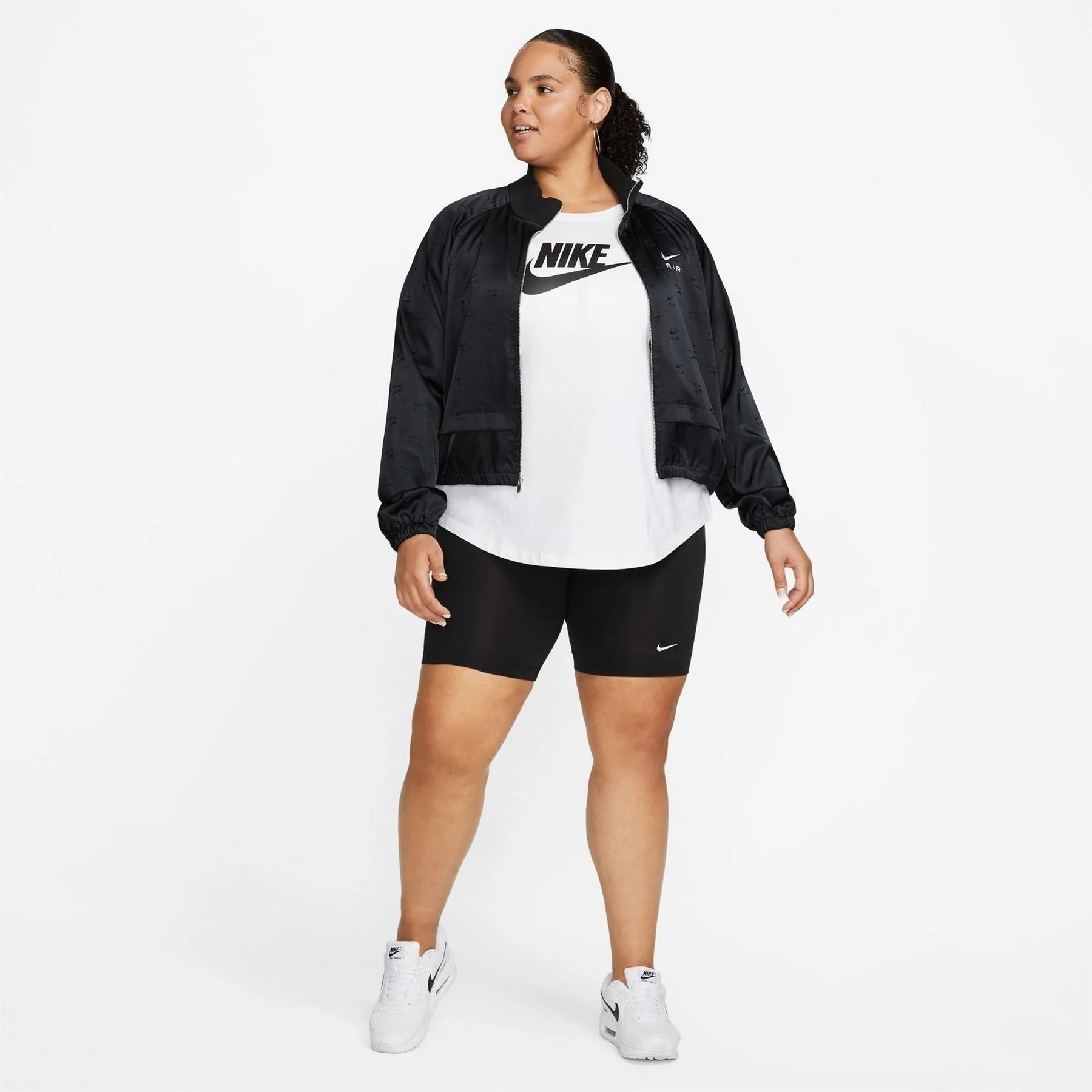 Nike Short Sleeve T-Shirt - Image 4