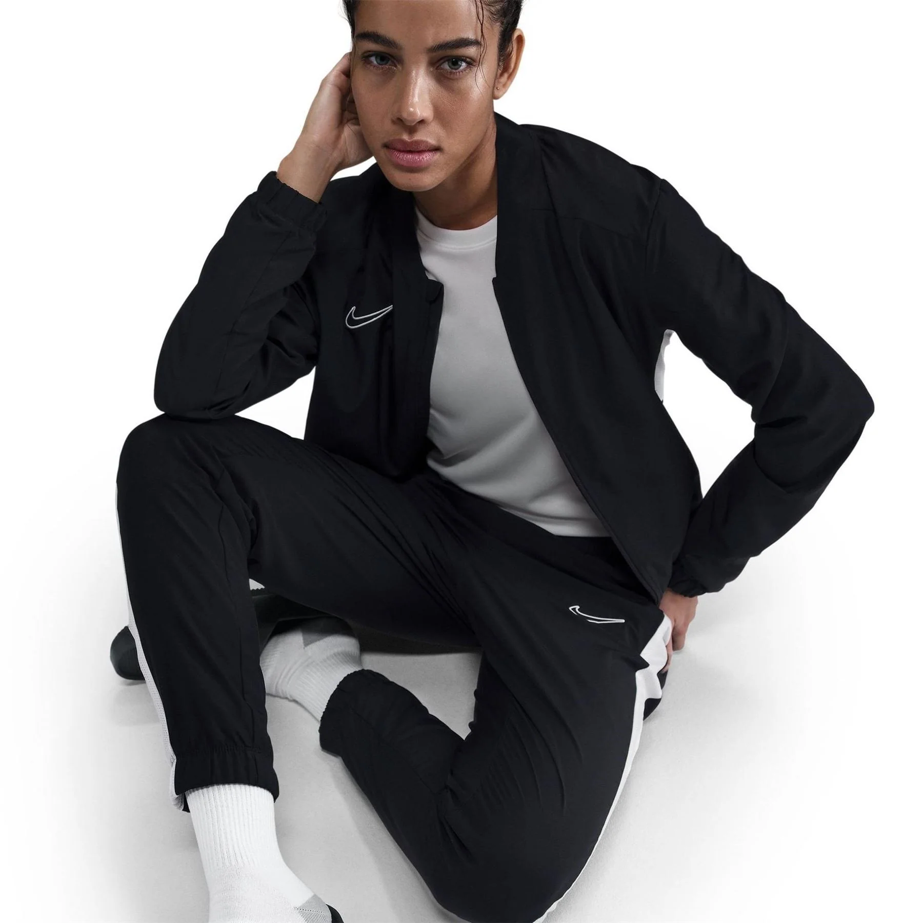 Nike Womens Tracksuit - Image 24