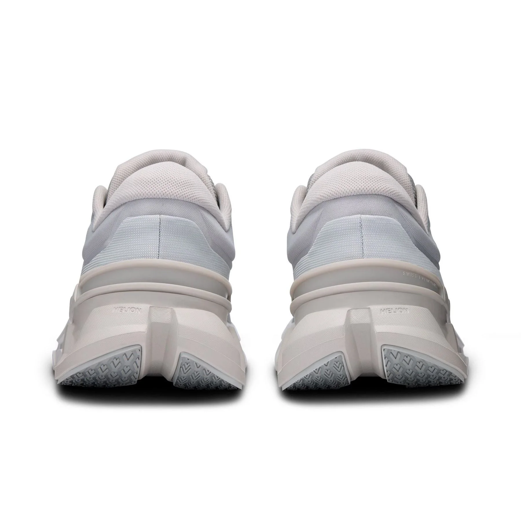 On Cloudflyer 5 - Image 19