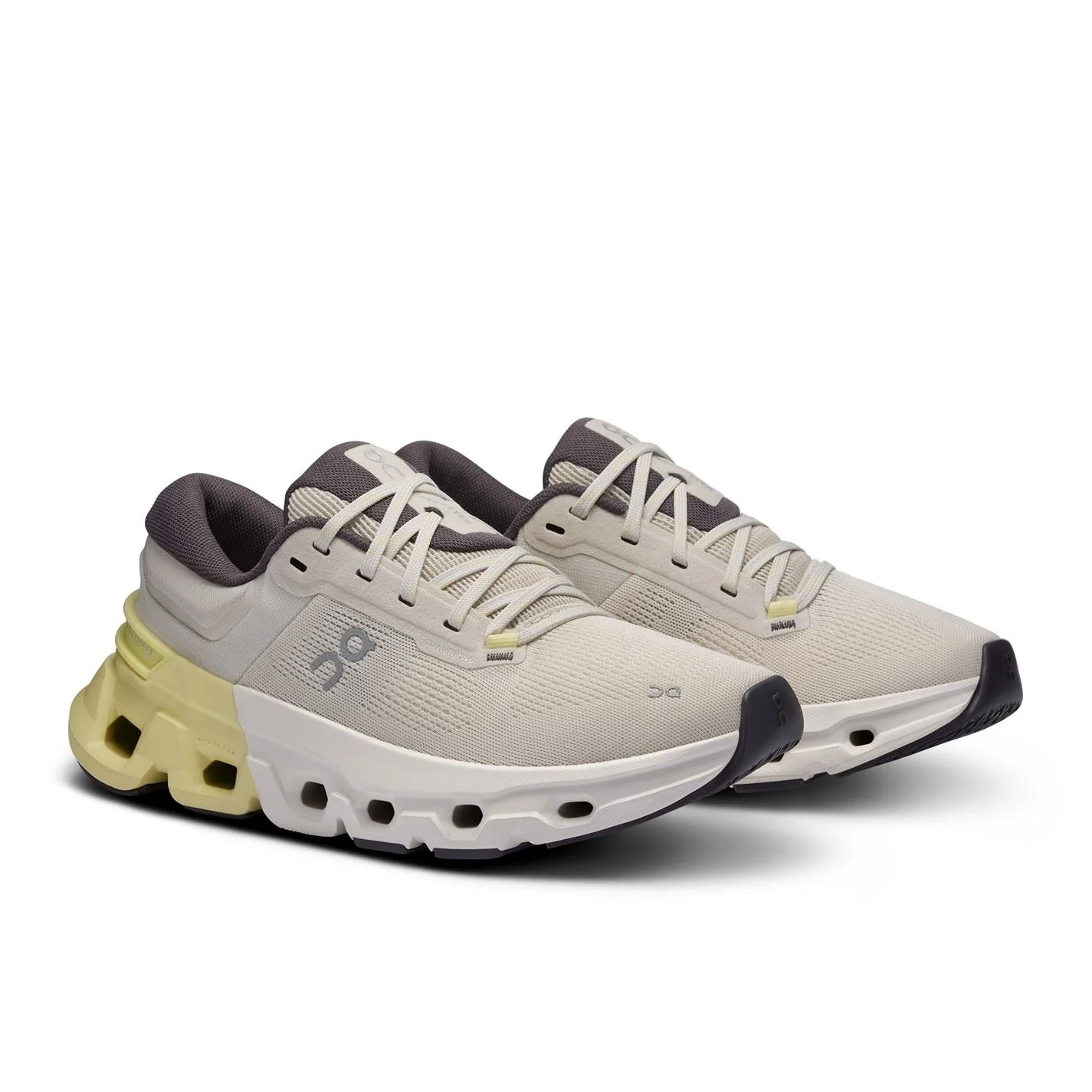 On Cloudflyer Everyday Stable Road Running Shoes - Image 15