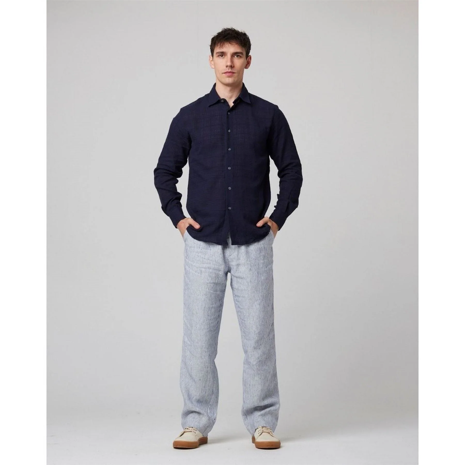 Peregrine ResorT-Shirt - Image 5