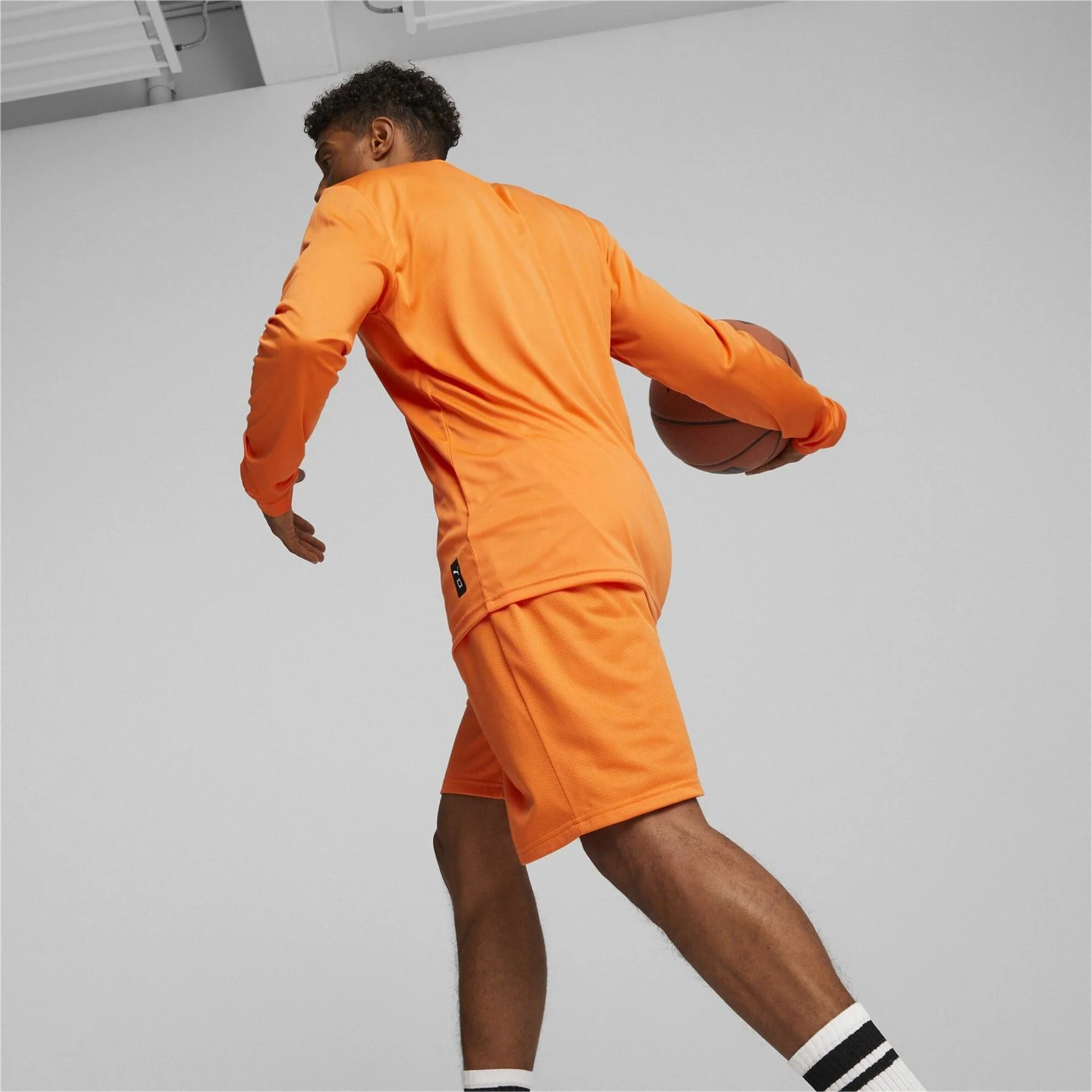 Puma Hoops Team Long Sleeve Performance Gym Top - Image 4