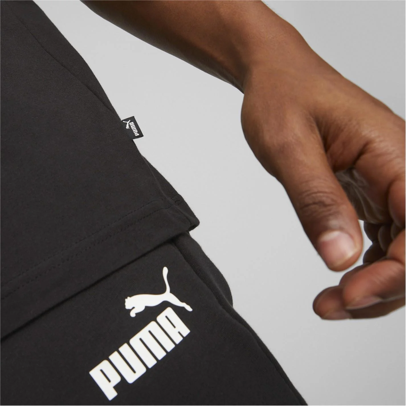 Puma Mens Small Logo T-Shirt - Image 19