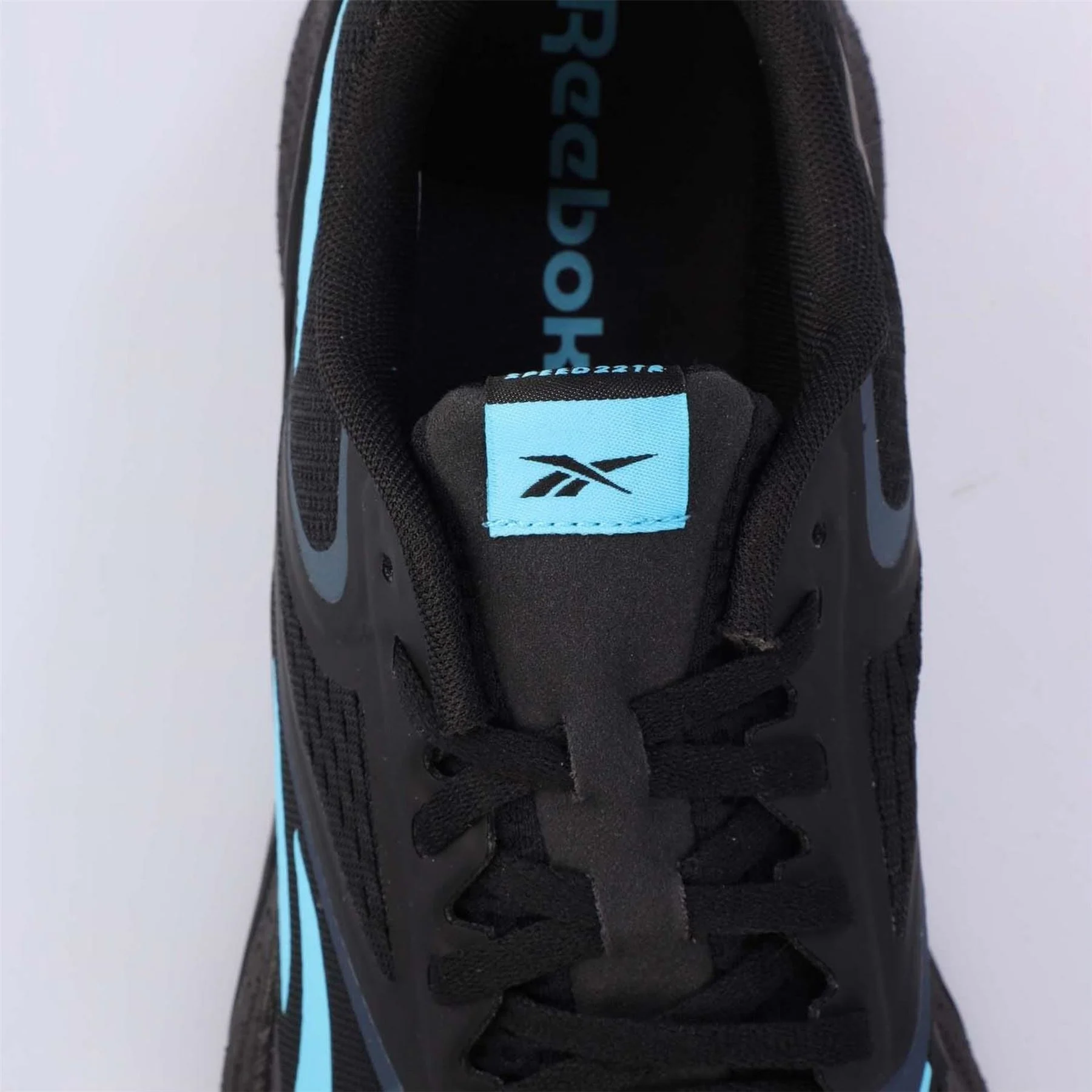 Reebok 22 Trainers - Image 6