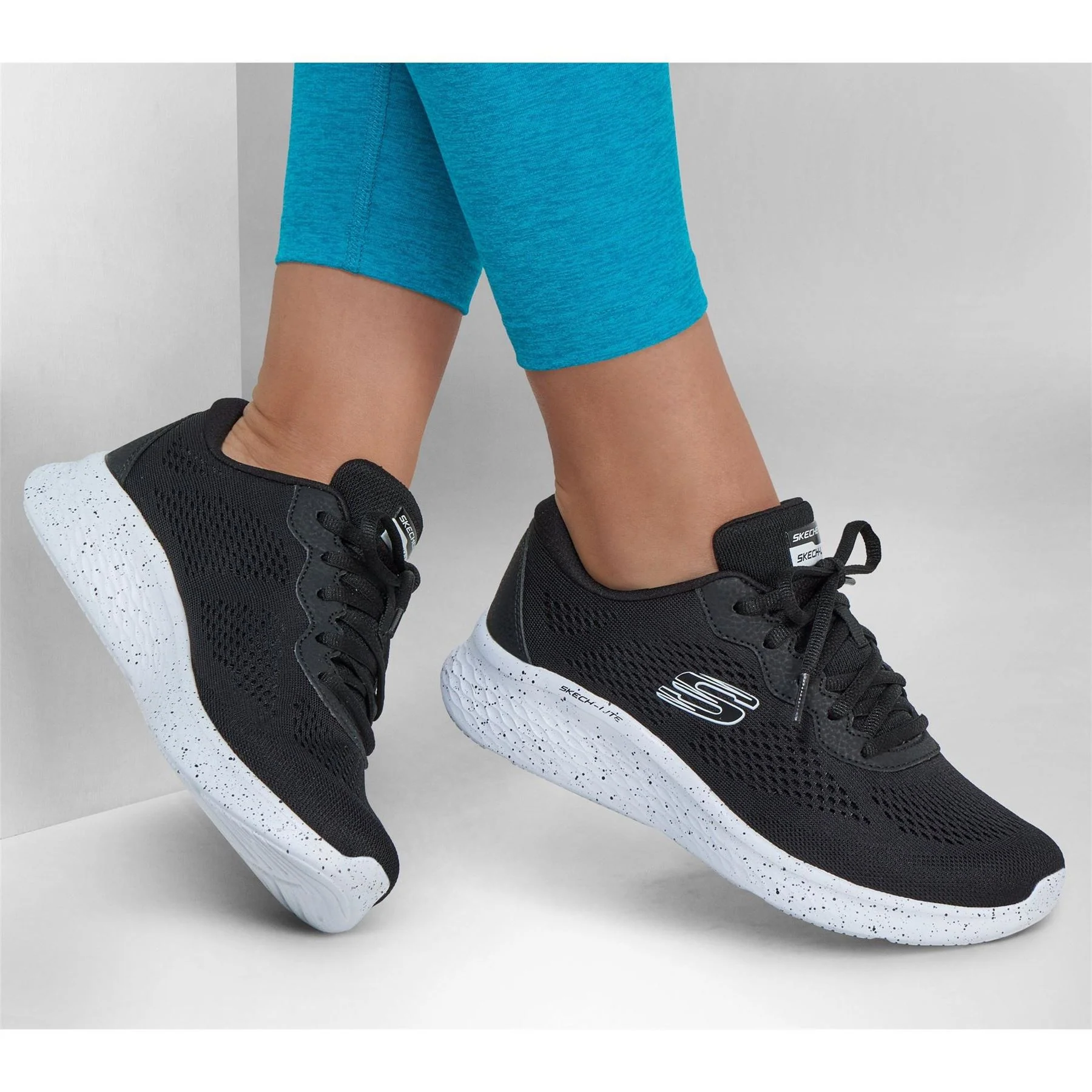 Skechers Mesh W Speckle Trim Lac Slip On Trainers Girls - Image 2